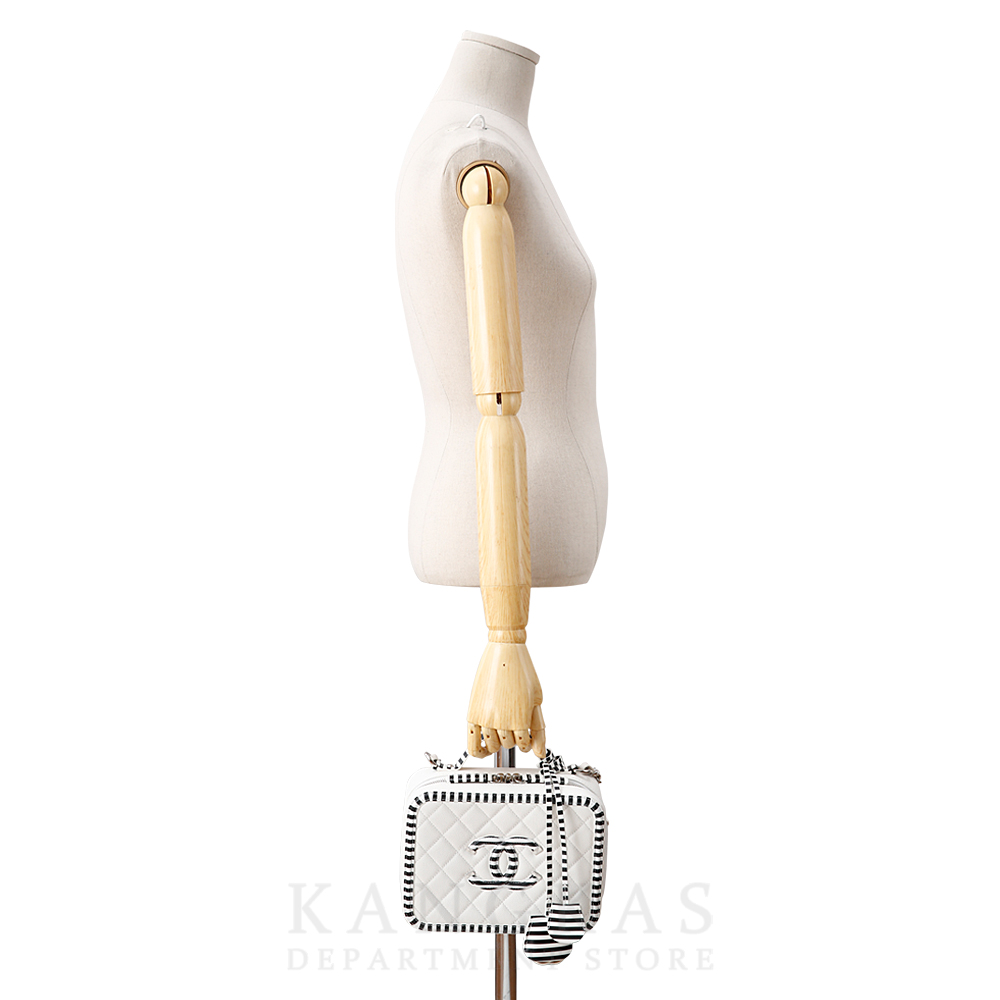 CHANEL(USED)샤넬 시즌 뷰티 코스메틱 케이스