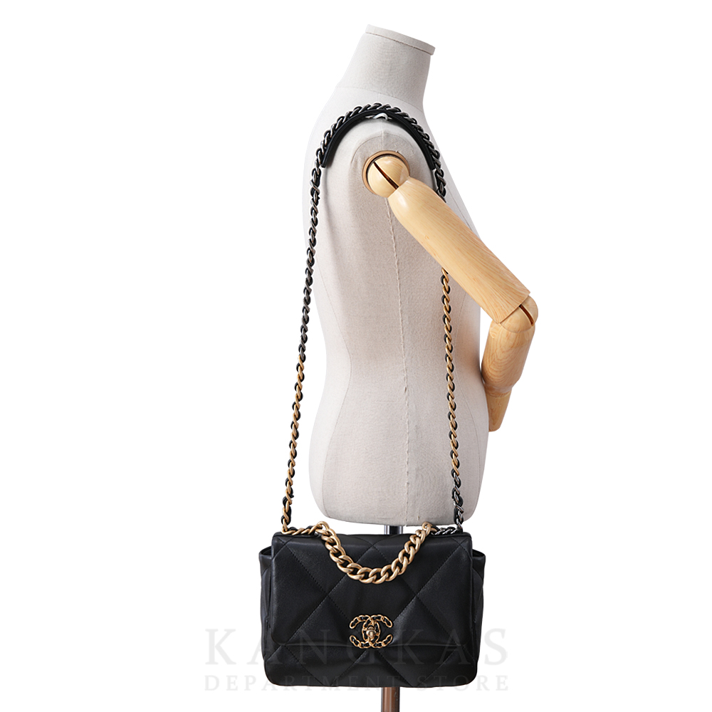 CHANEL(USED)샤넬 AS1160 램스킨 미듐 19백