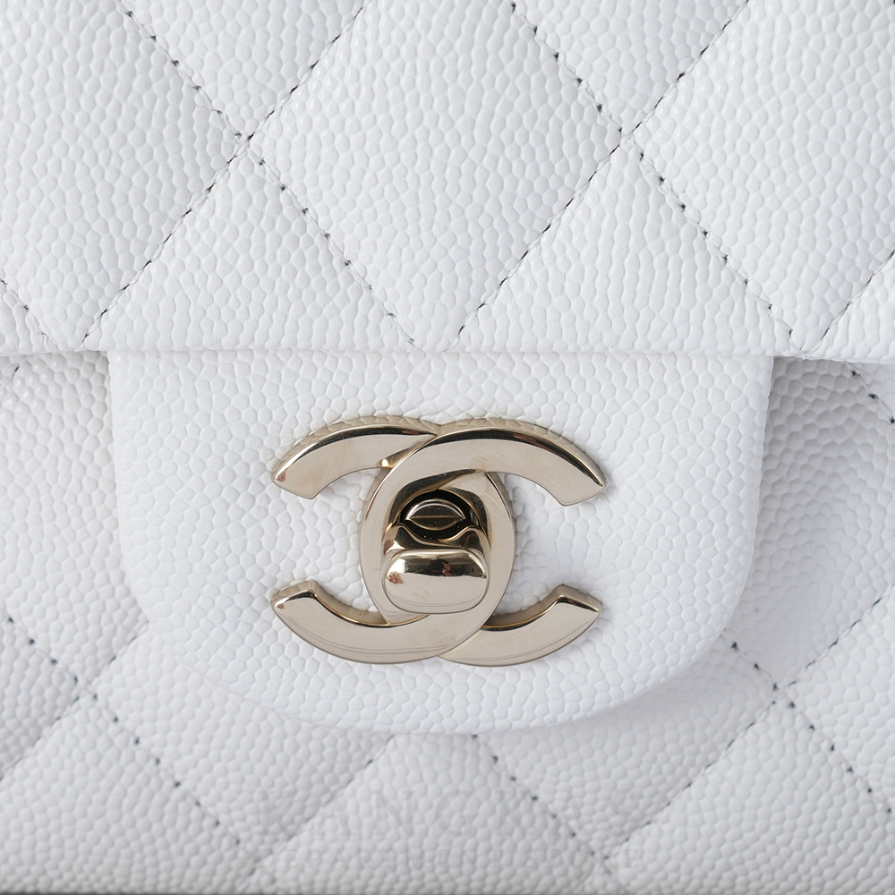 CHANEL(USED)샤넬 캐비어 클래식 미듐 플랩백