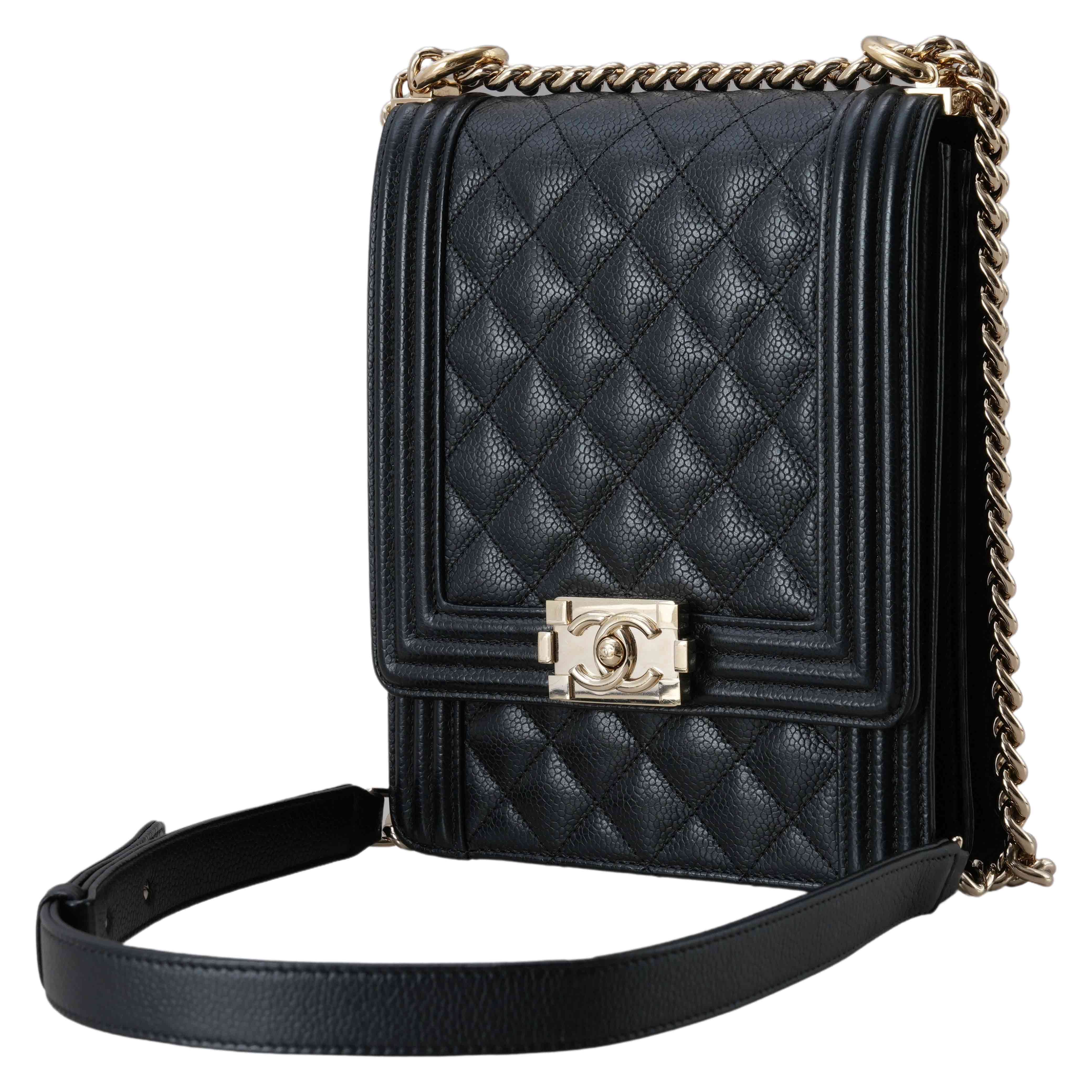 CHANEL(USED)샤넬 보이샤넬 사첼 플랩백