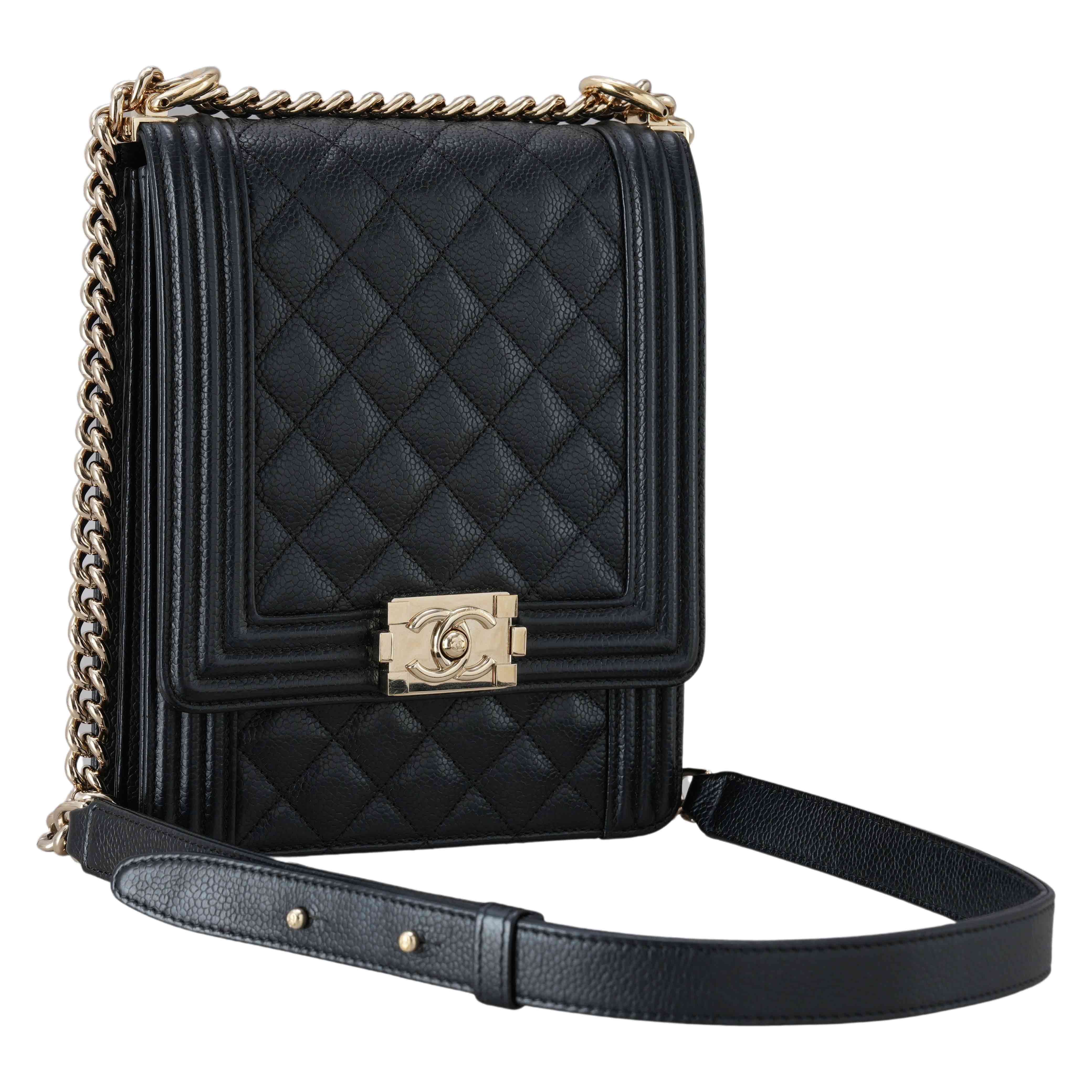CHANEL(USED)샤넬 보이샤넬 사첼 플랩백