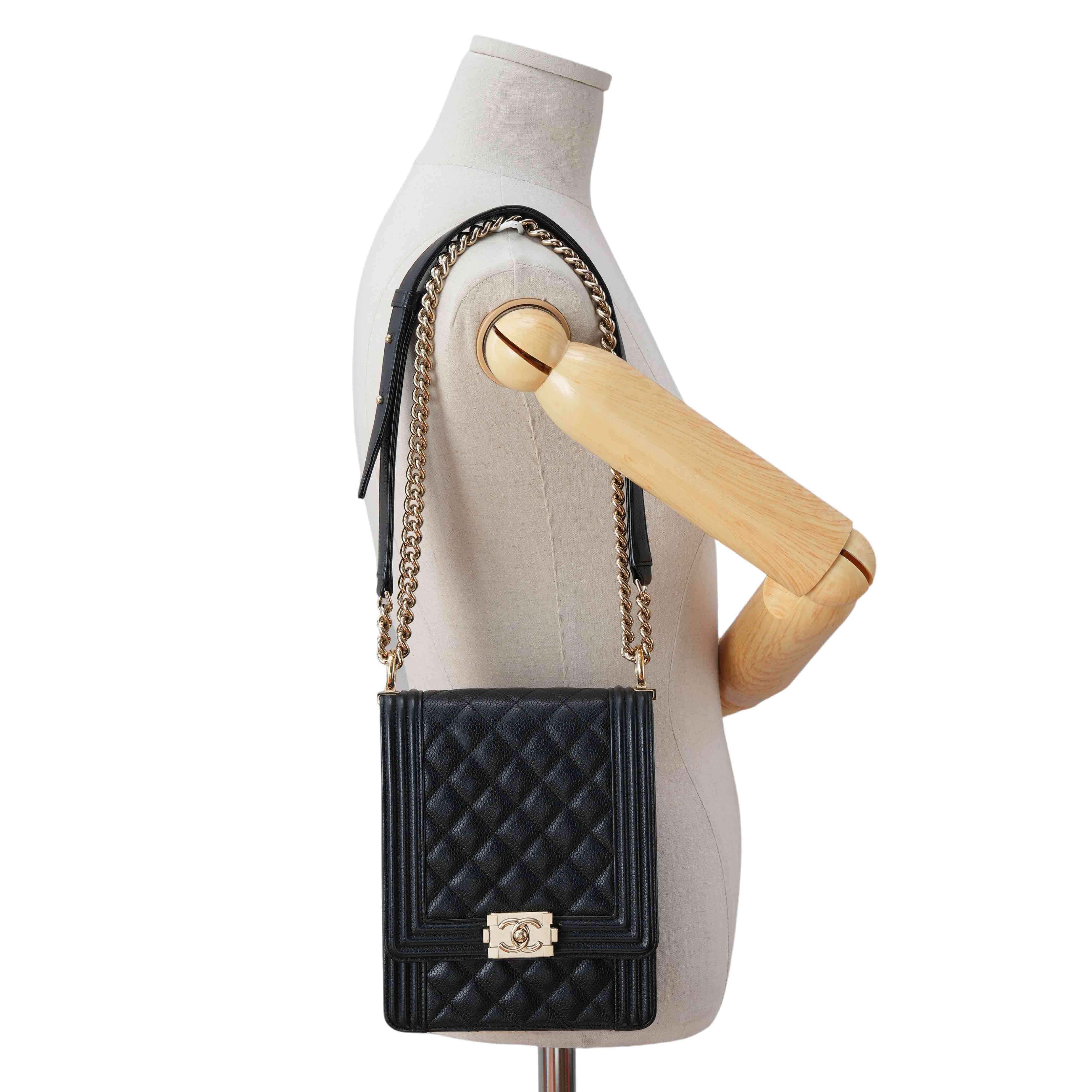 CHANEL(USED)샤넬 보이샤넬 사첼 플랩백