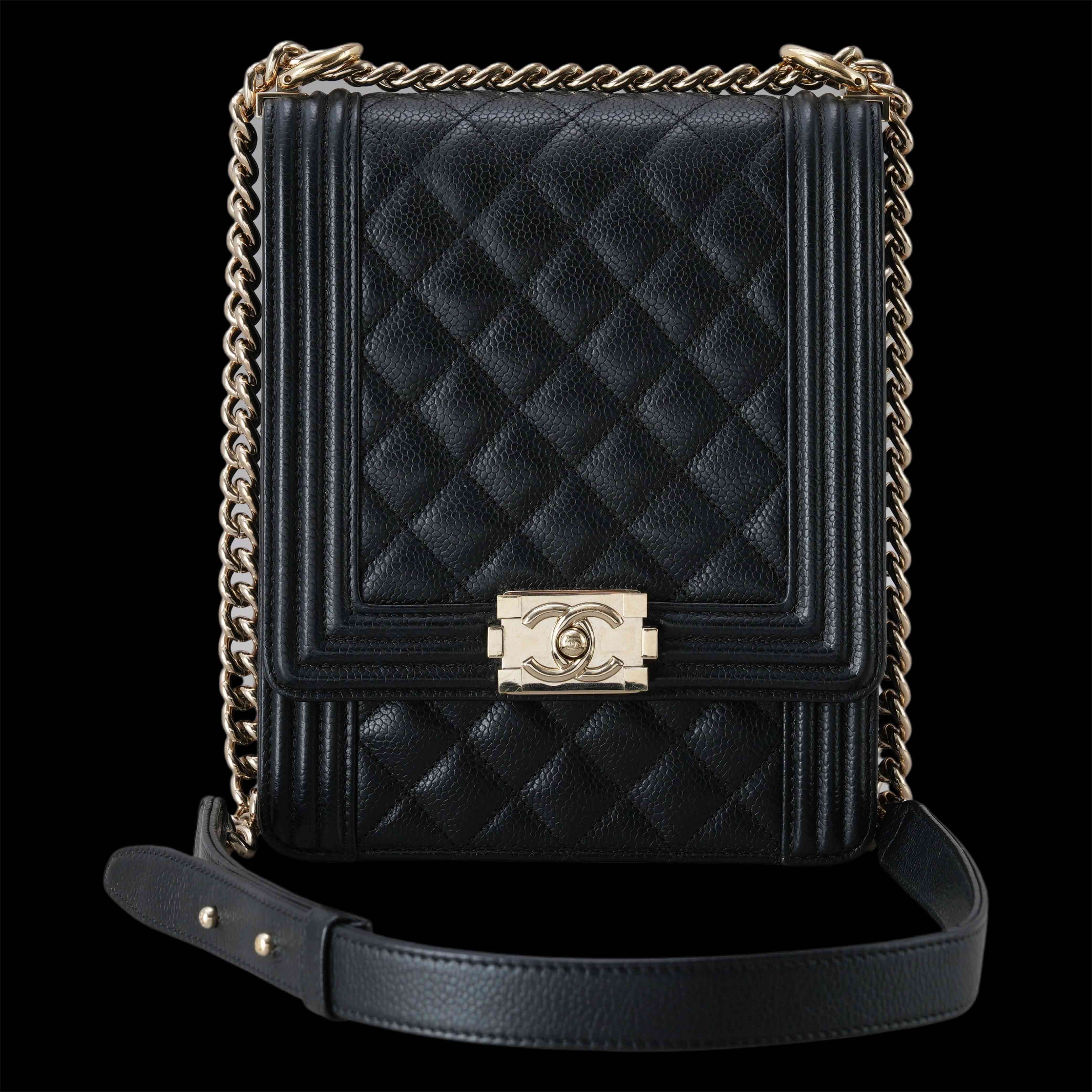 CHANEL(USED)샤넬 보이샤넬 사첼 플랩백