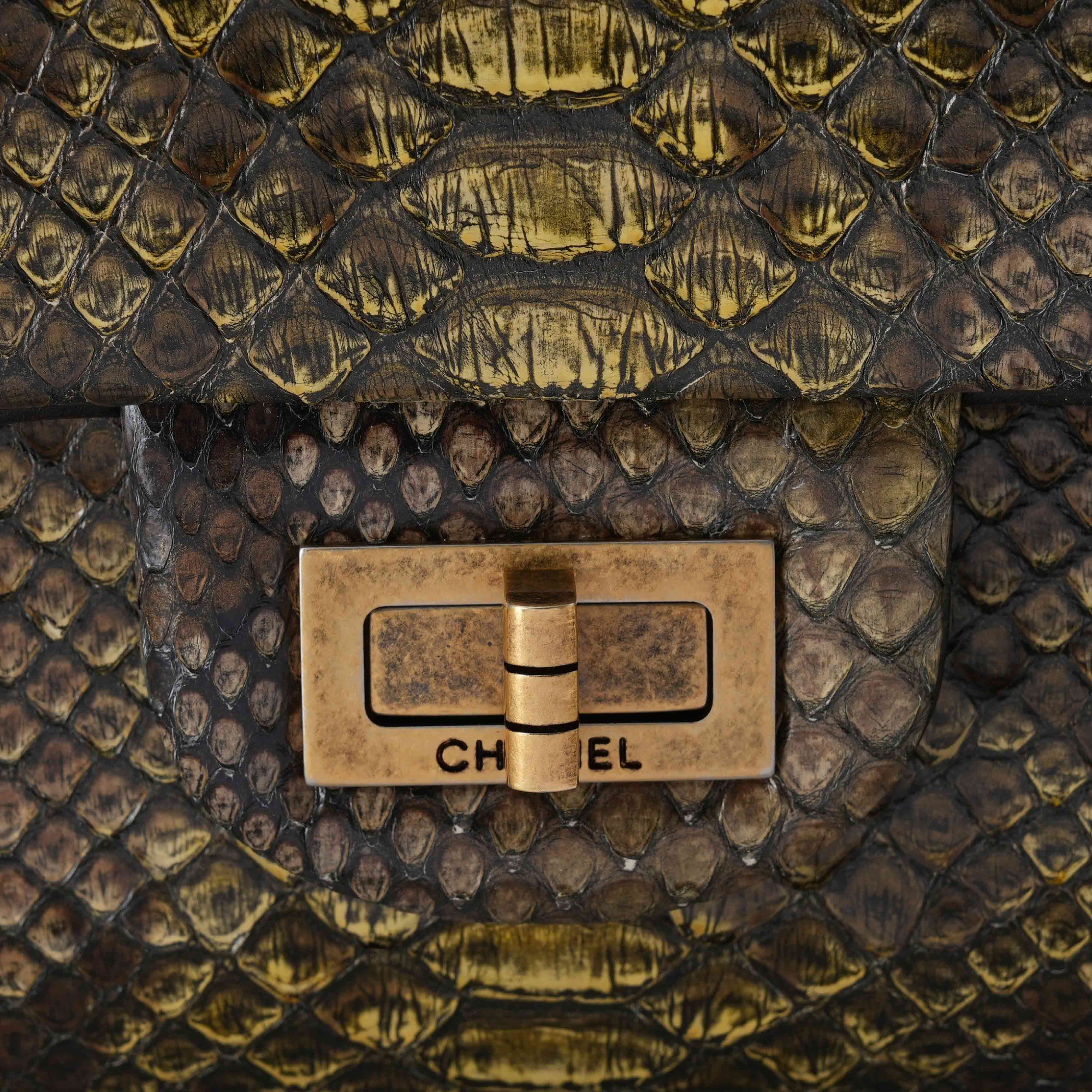 CHANEL(USED)샤넬 파이톤 2.55 빈티지 미듐 플랩백