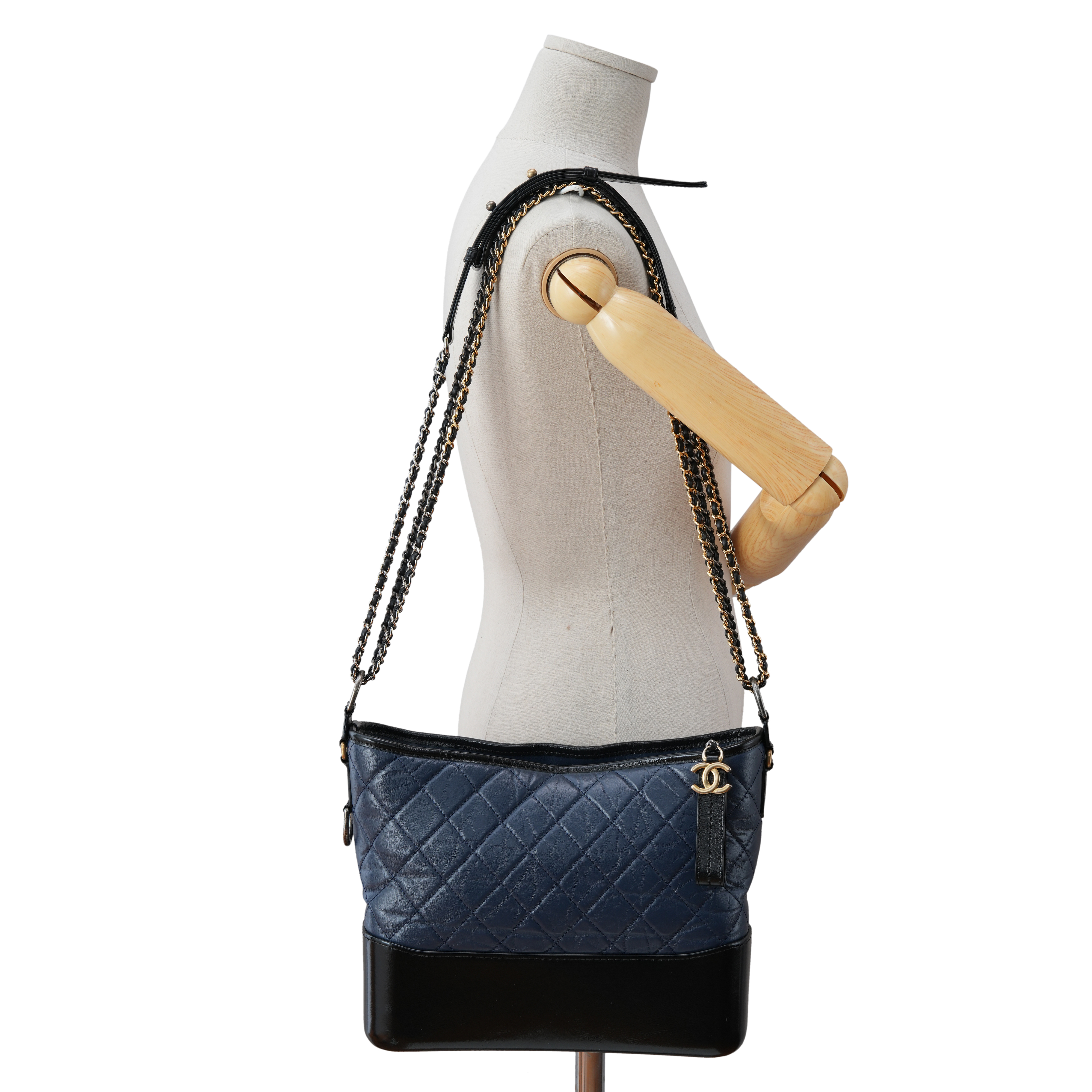 CHANEL(USED)샤넬 가브리엘 호보 미듐