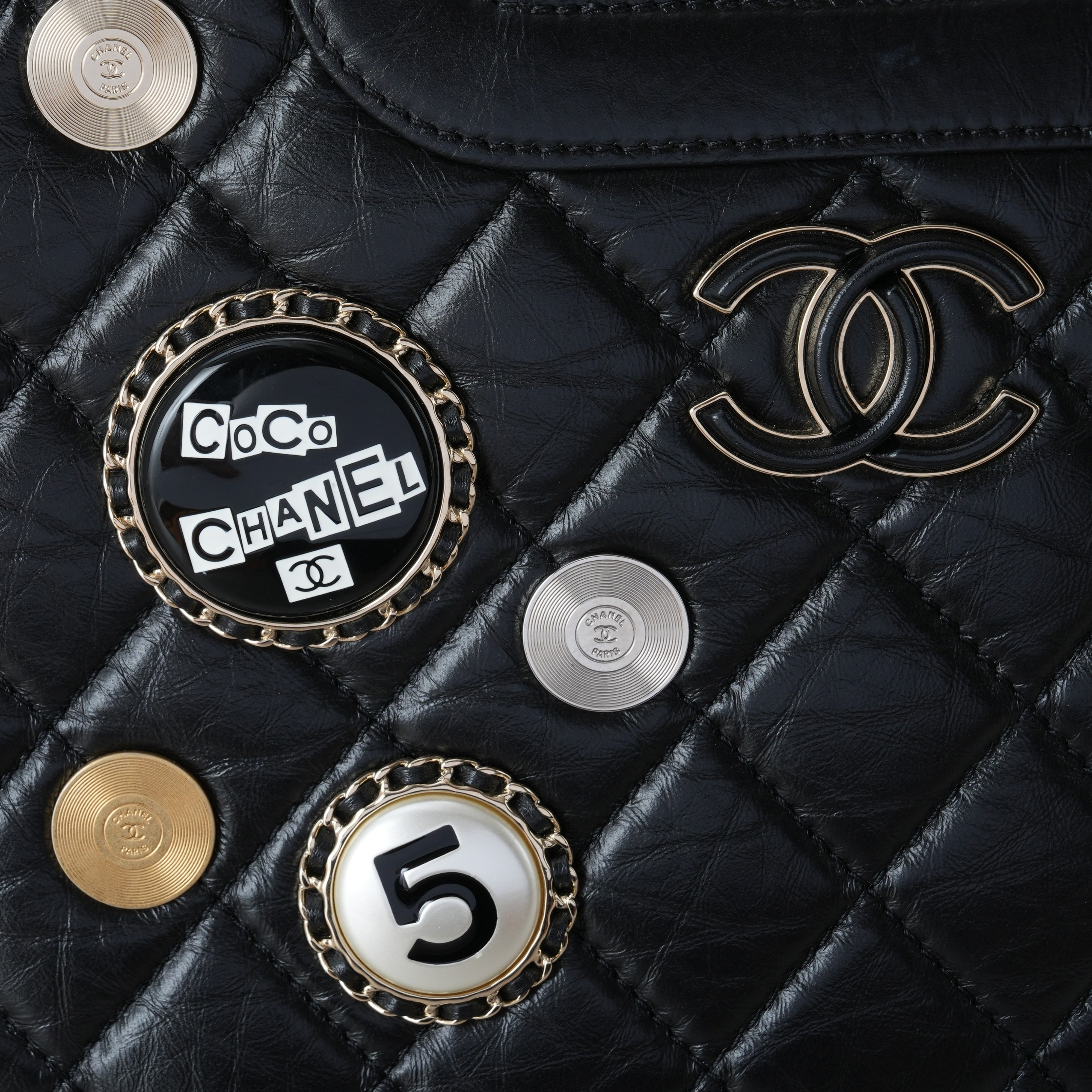 CHANEL(USED)샤넬 시즌 참장식 쇼퍼백