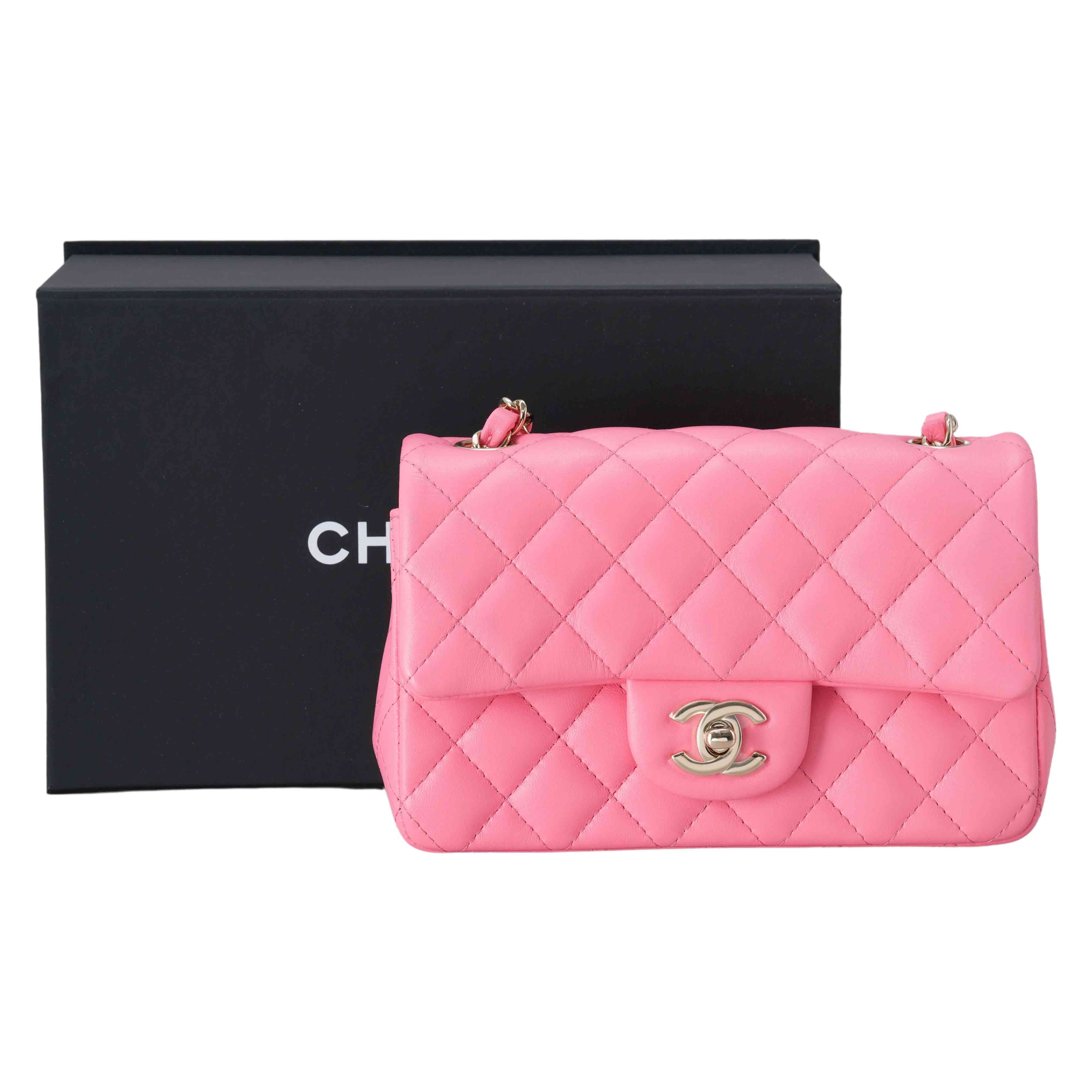 CHANEL(USED)샤넬 클래식 뉴미니 플랩백