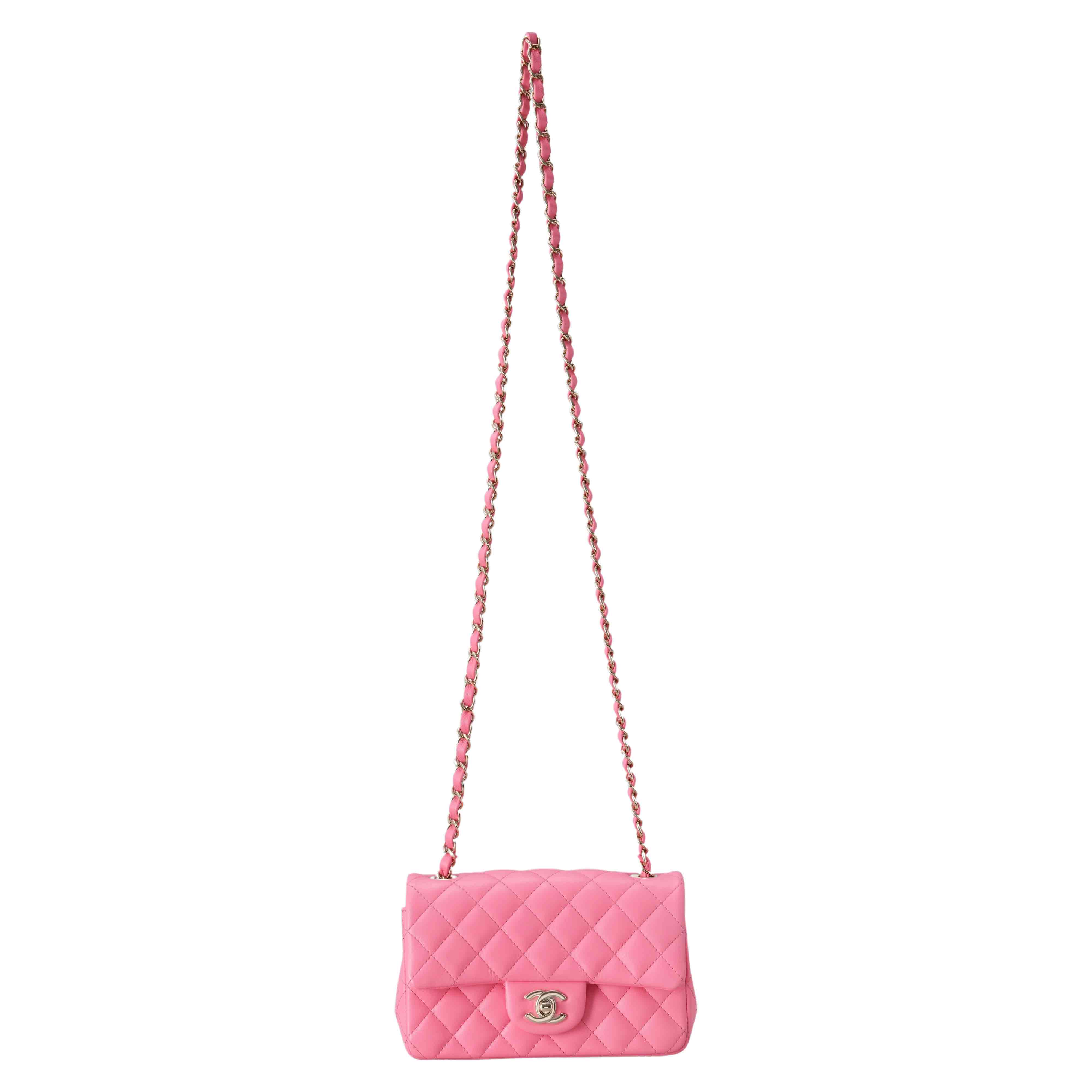 CHANEL(USED)샤넬 클래식 뉴미니 플랩백