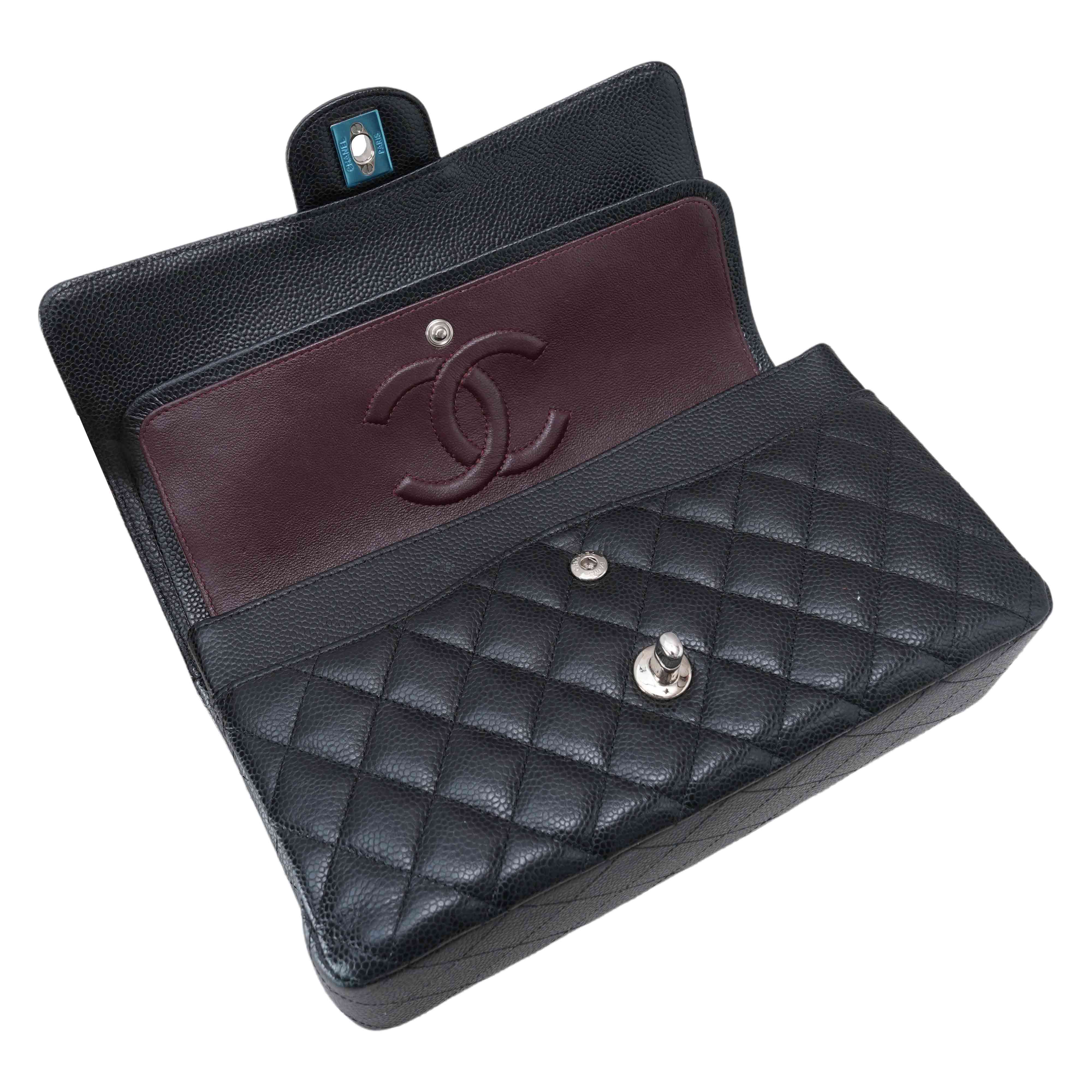 CHANEL(USED)샤넬 캐비어 클래식 미듐 플랩백
