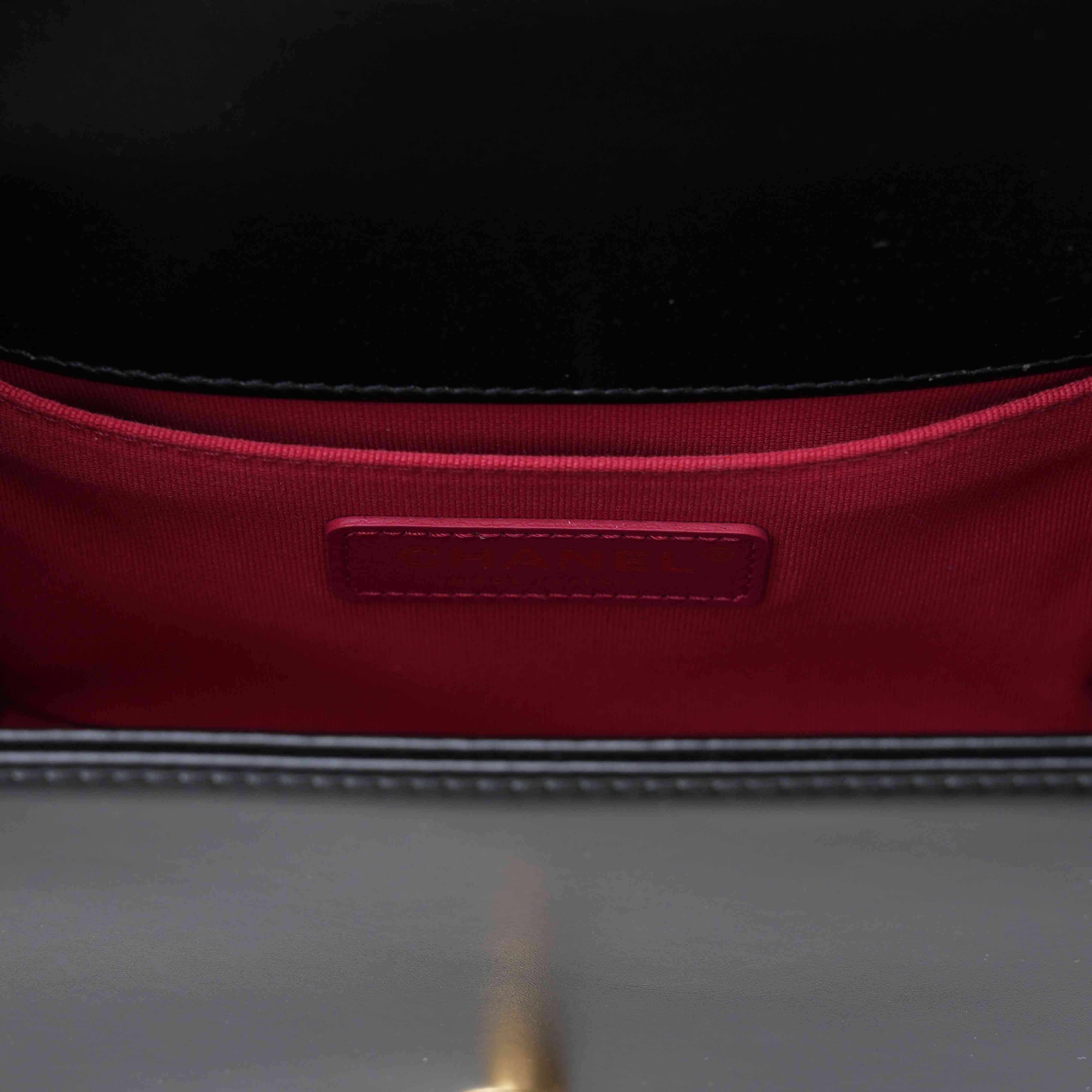 CHANEL(USED)샤넬 AS3018 미니 보이 숄더백