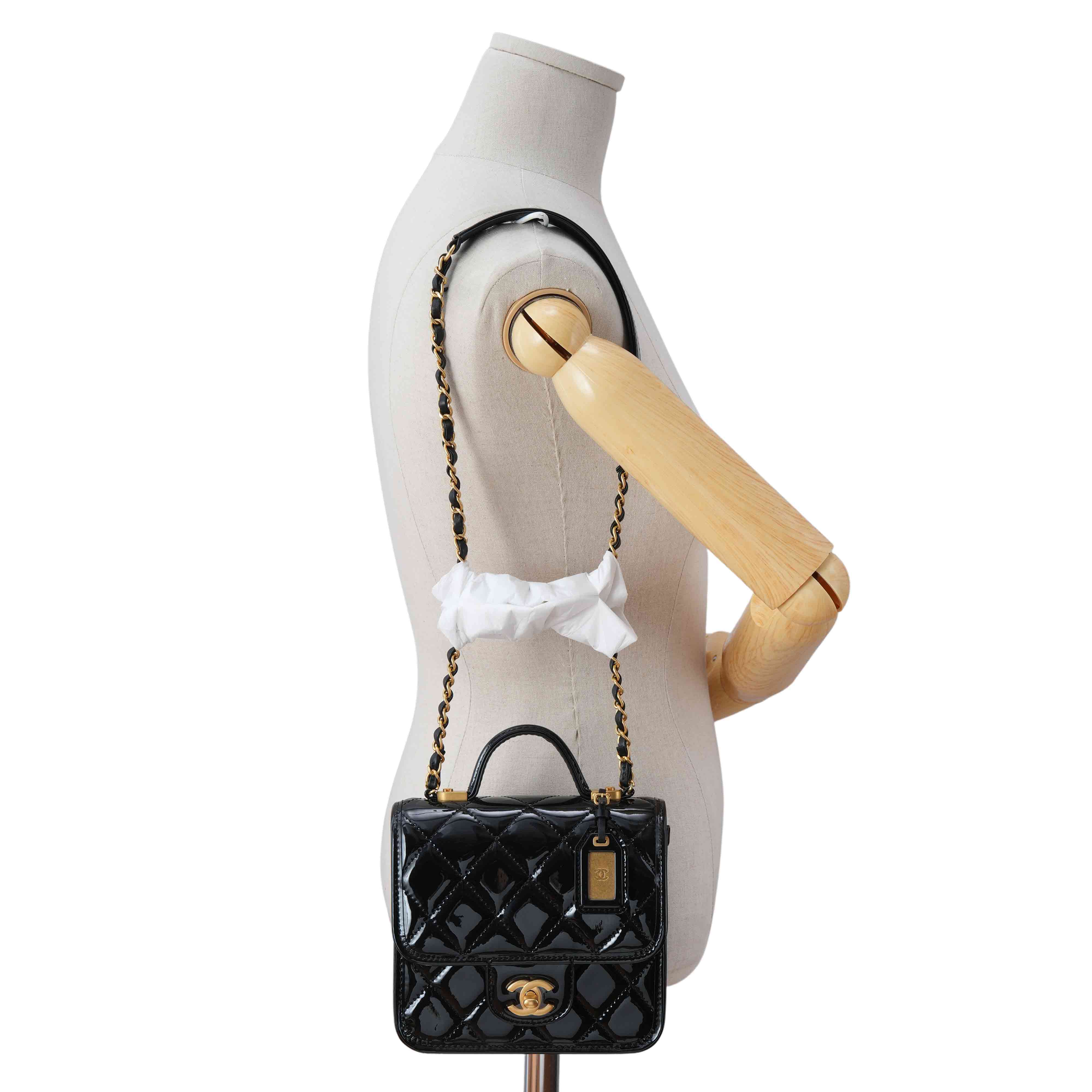 CHANEL(USED)샤넬 시즌 페이던트 탑핸들 크로스백