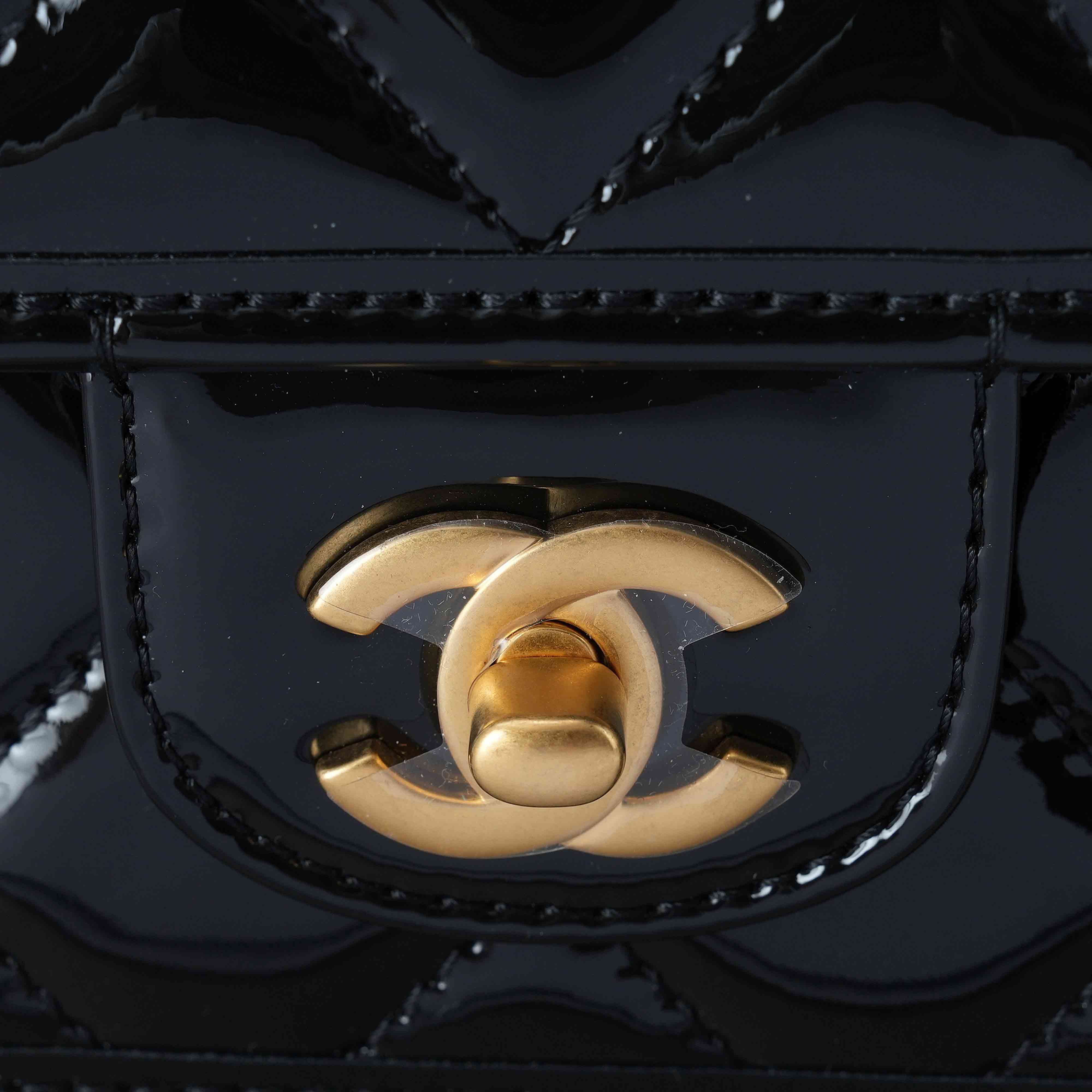 CHANEL(USED)샤넬 시즌 페이던트 탑핸들 크로스백