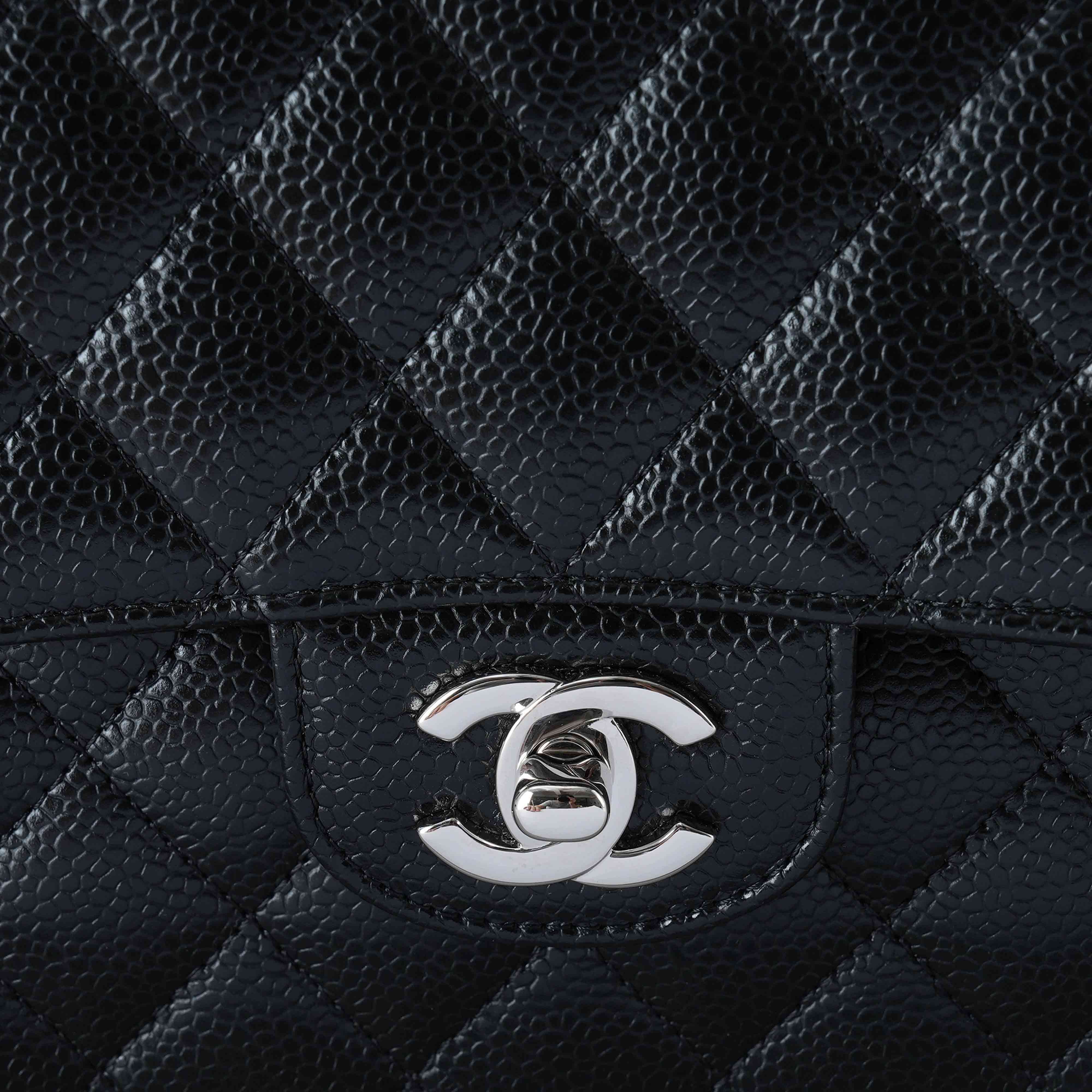 CHANEL(USED)샤넬 캐비어 클래식 미듐 플랩백