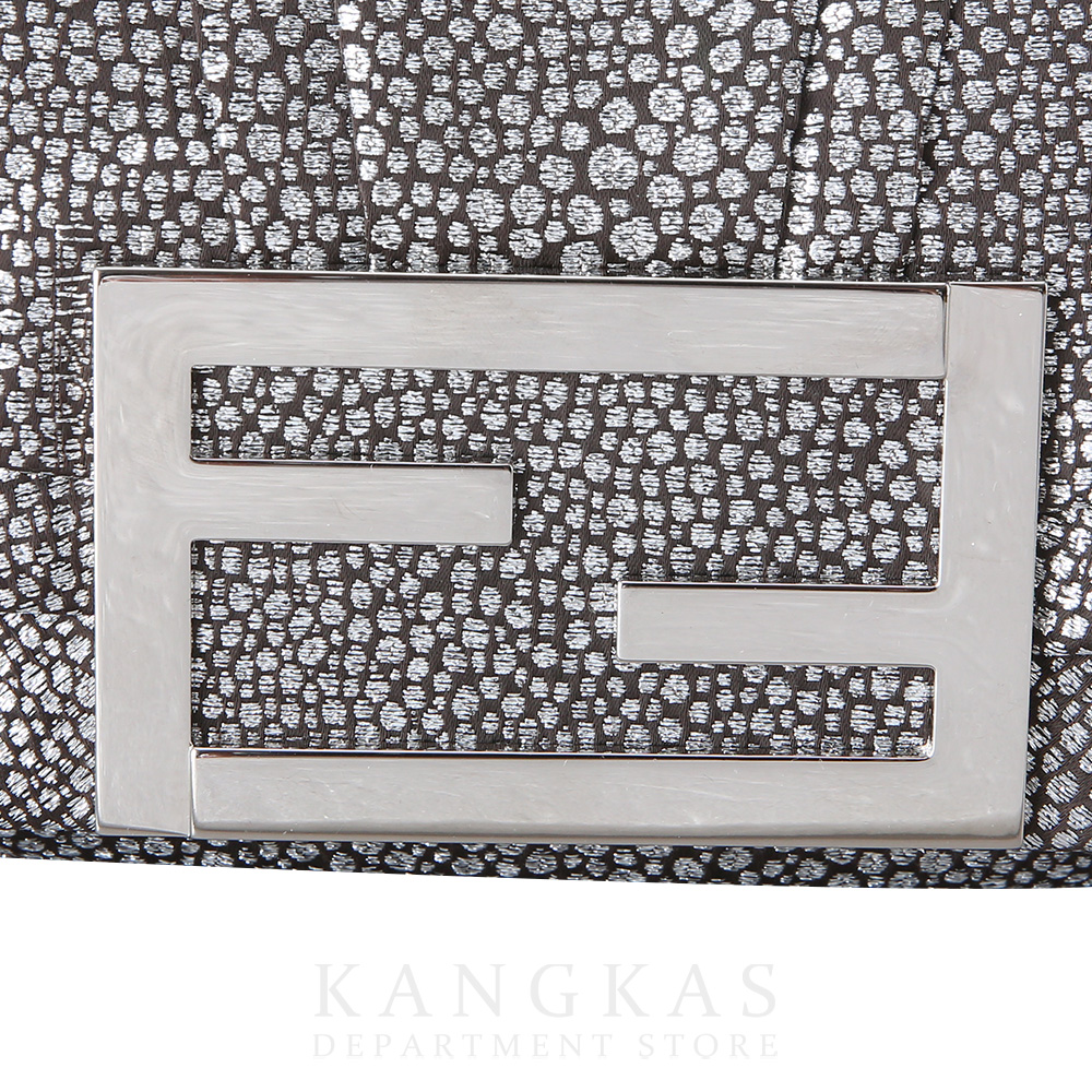 FENDI(USED)펜디 로고 체인백