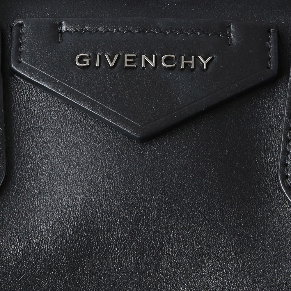 GIVENCHY(USED)지방시 안티고나 소프트 스몰
