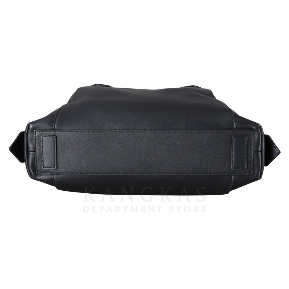GIVENCHY(USED)지방시 안티고나 소프트 스몰