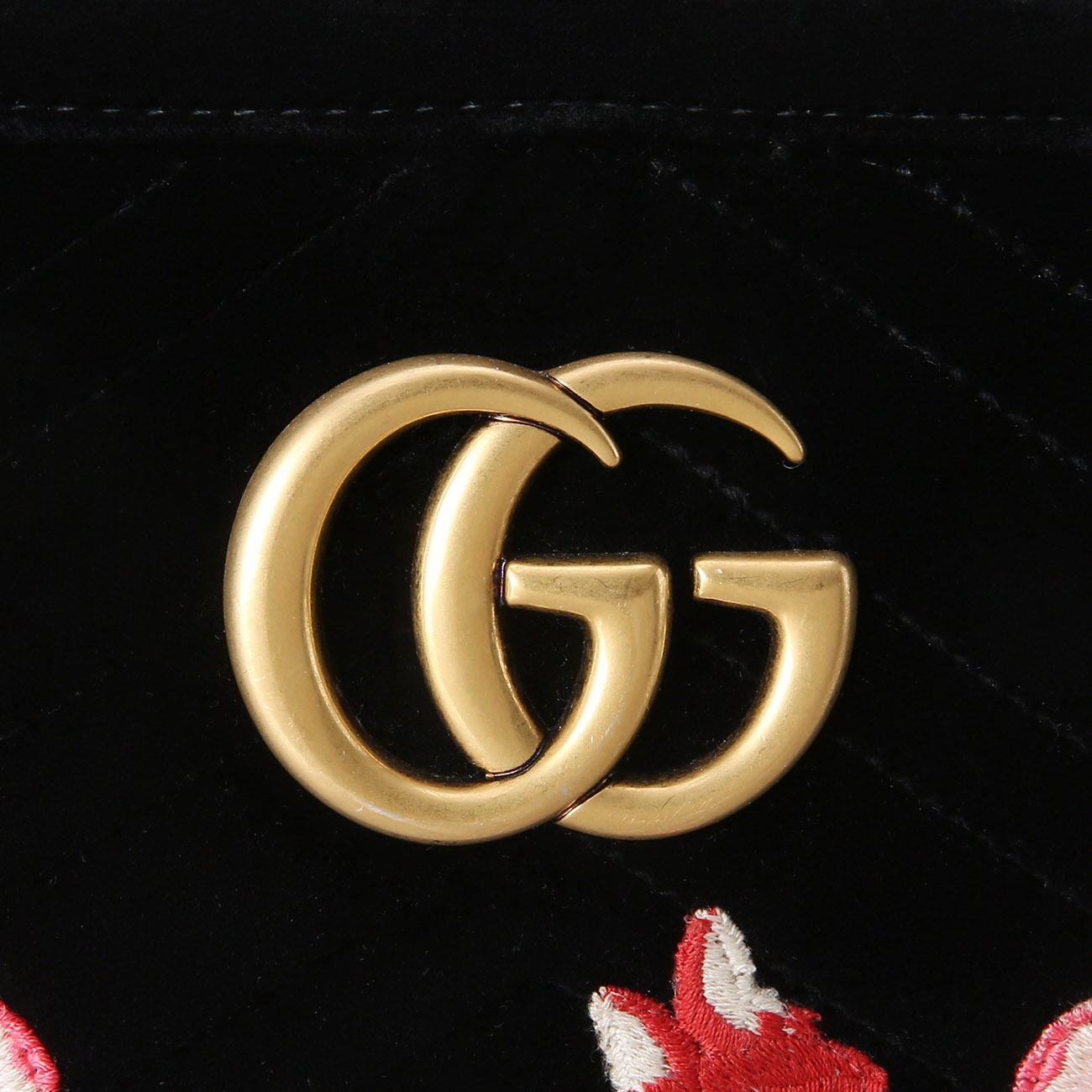 GUCCI(USED)구찌 447632 GG마몽 마틀라세 벨벳 스몰 카메라백