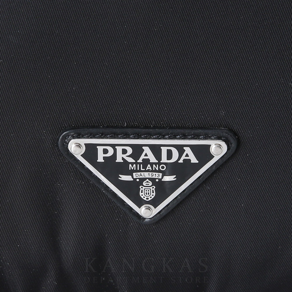 PRADA(USED)프라다 리나일론 삼각 크로스바디 백