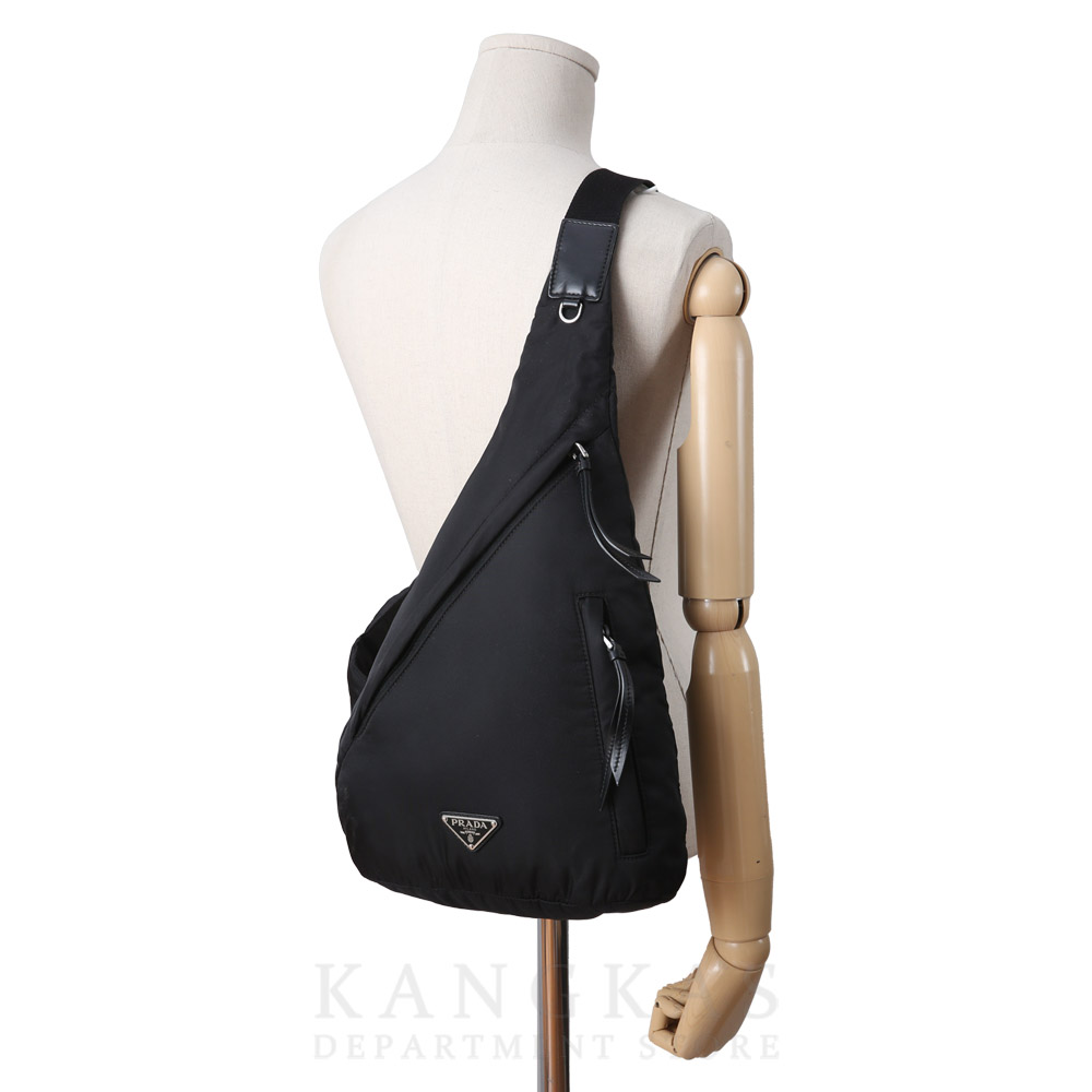 PRADA(USED)프라다 리나일론 삼각 크로스바디 백