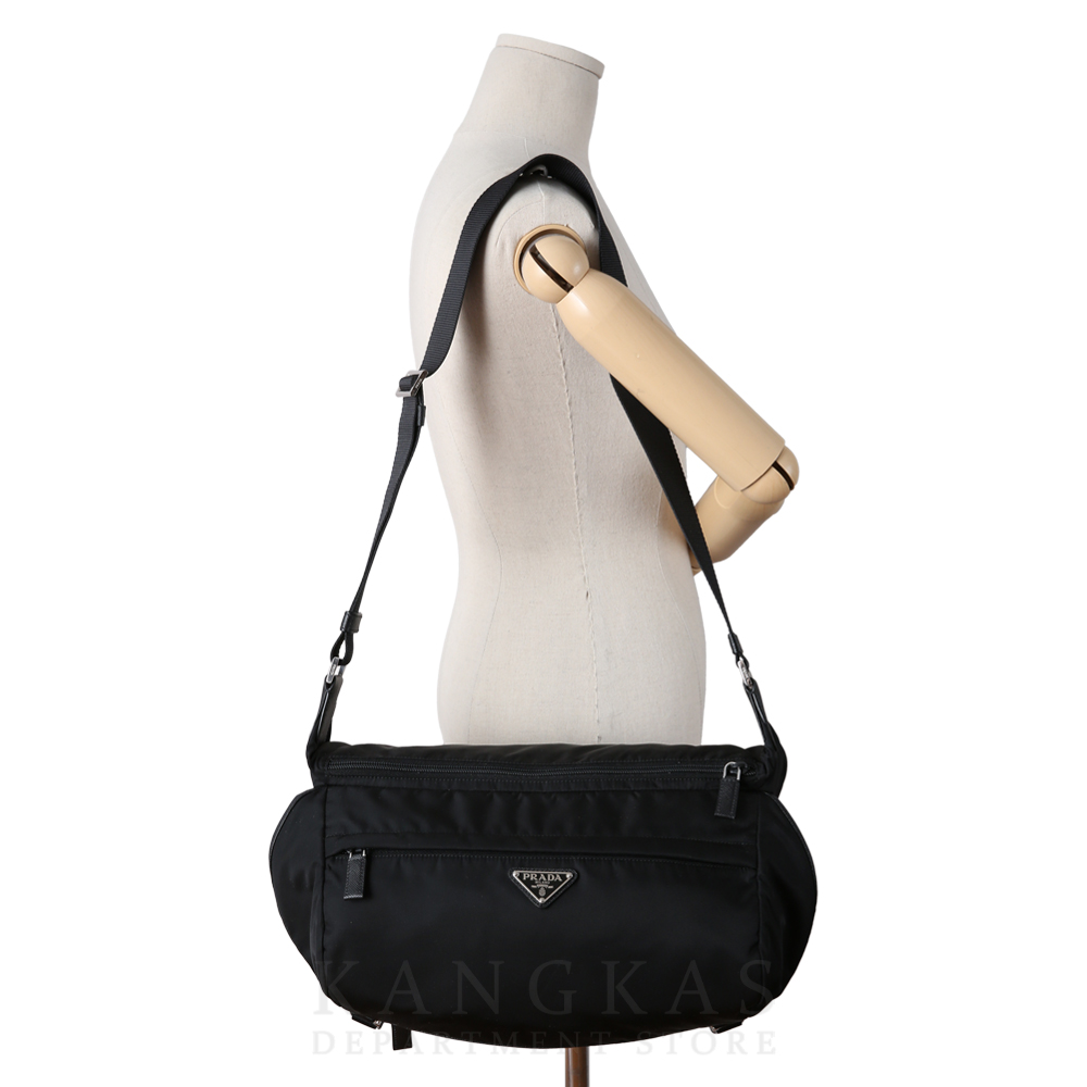 PRADA(USED)프라다 삼각로고 포코노 크로스백