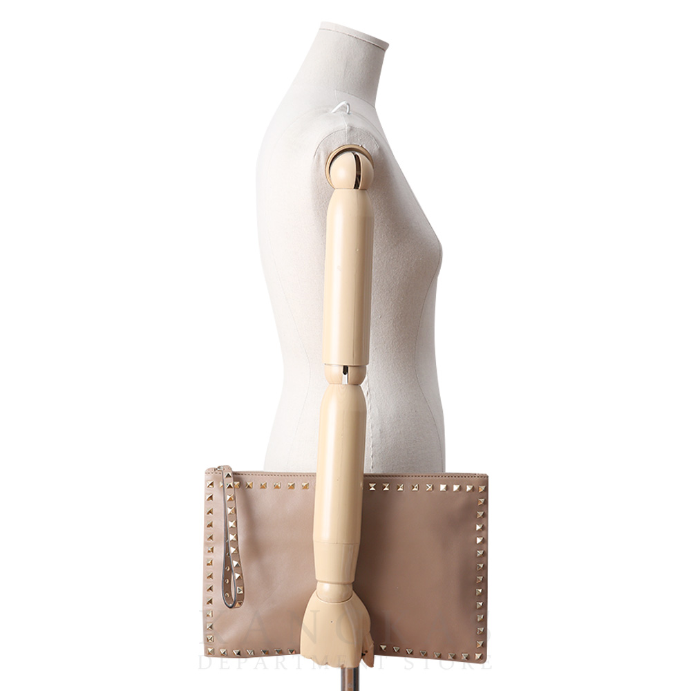 VALENTINO(USED)발렌티노 락스터드 스트랩 클러치