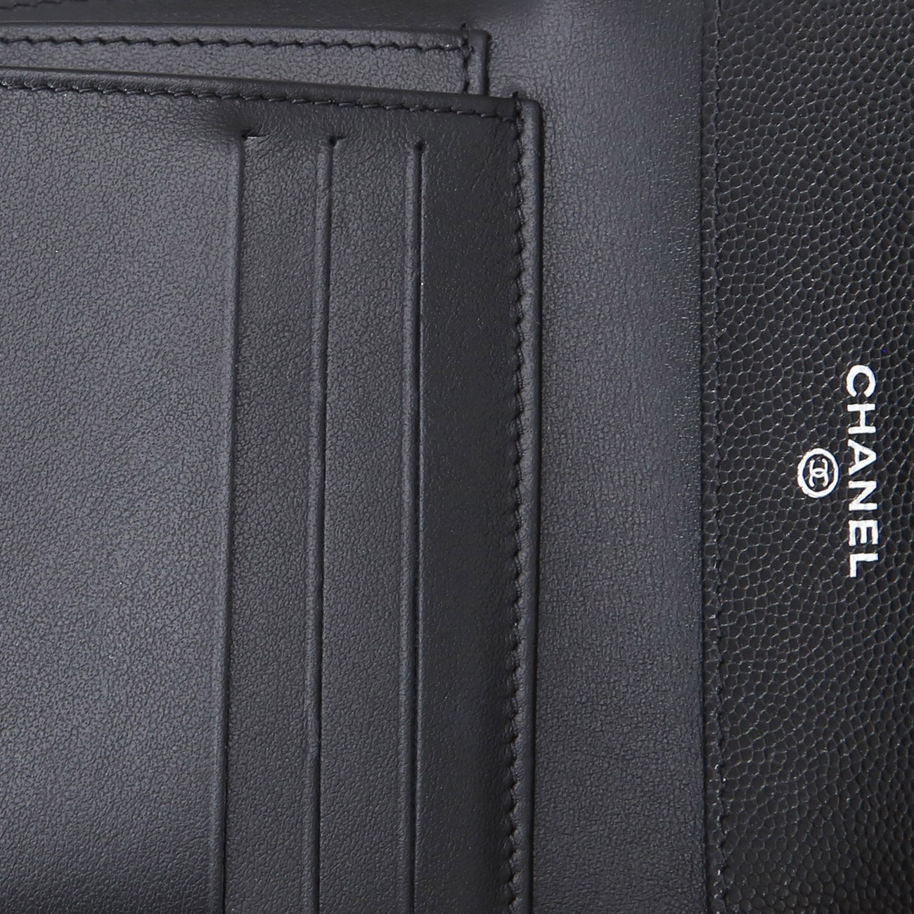 CHANEL(USED)샤넬 캐비어 보이샤넬 반지갑