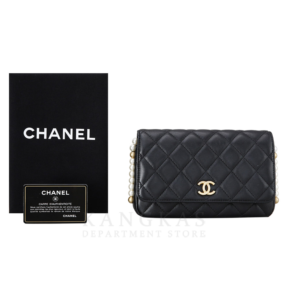 CHANEL(USED)샤넬 램스킨 진주스트랩 WOC