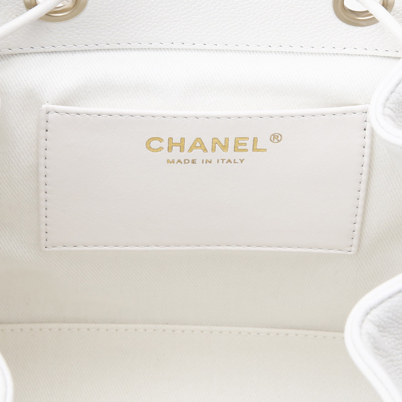 CHANEL(USED)샤넬 클래식 AS3530 비니지스 어피니티 미니 백팩 화이트