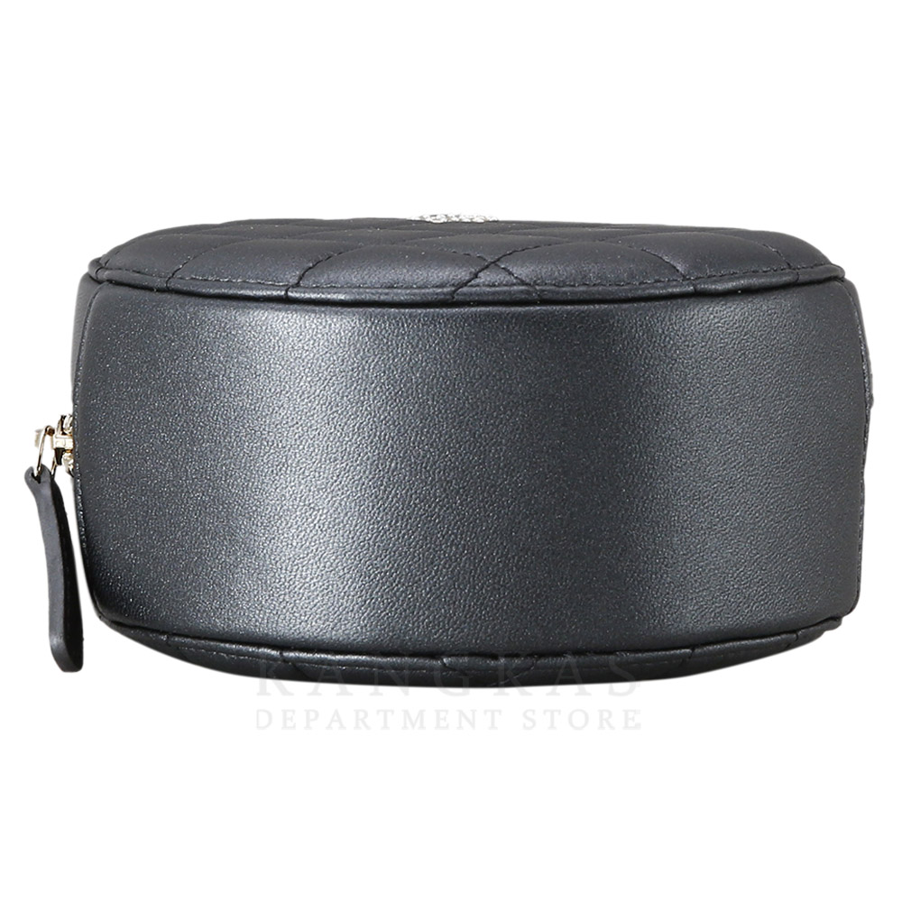 CHANEL(USED)샤넬 시즌 진주 스트랩 라운드 백
