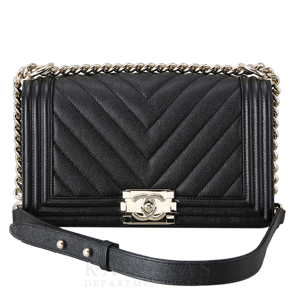 CHANEL(USED)샤넬 캐비어 쉐브론 보이샤넬 미듐