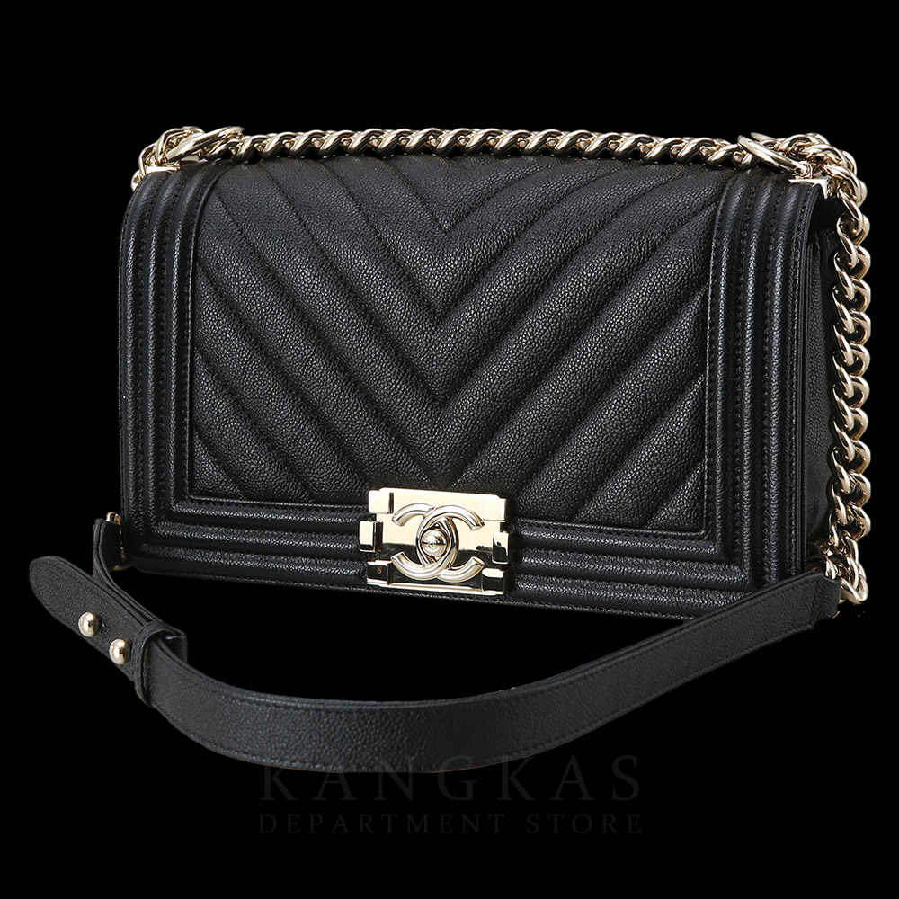CHANEL(USED)샤넬 캐비어 쉐브론 보이샤넬 미듐