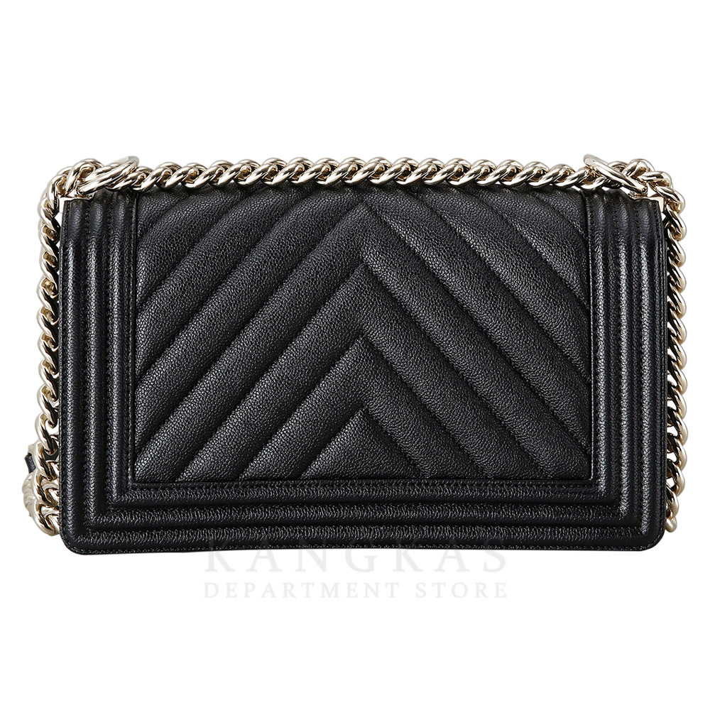 CHANEL(USED)샤넬 캐비어 쉐브론 보이샤넬 미듐