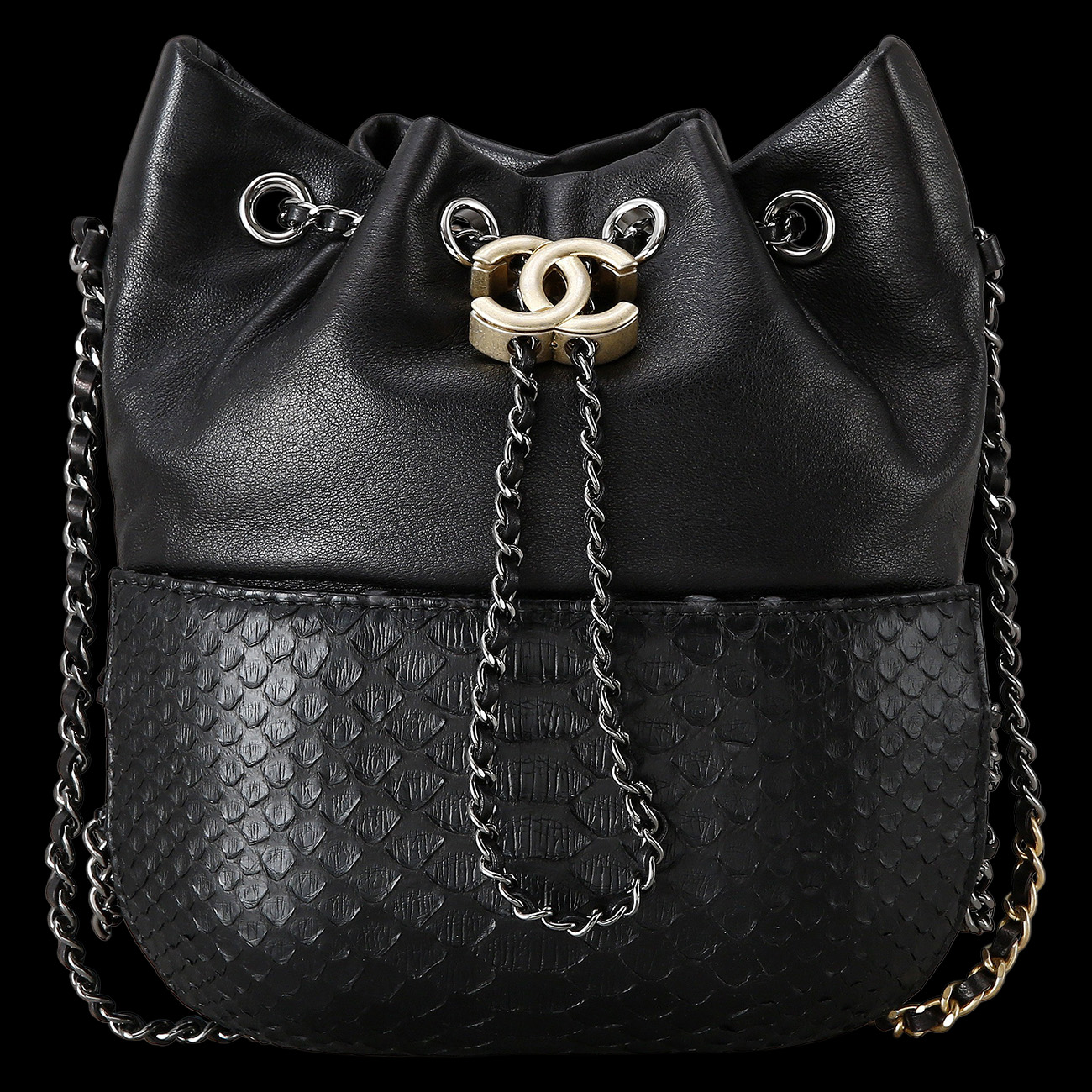 CHANEL(USED)샤넬 시즌 파이톤 드로스트링