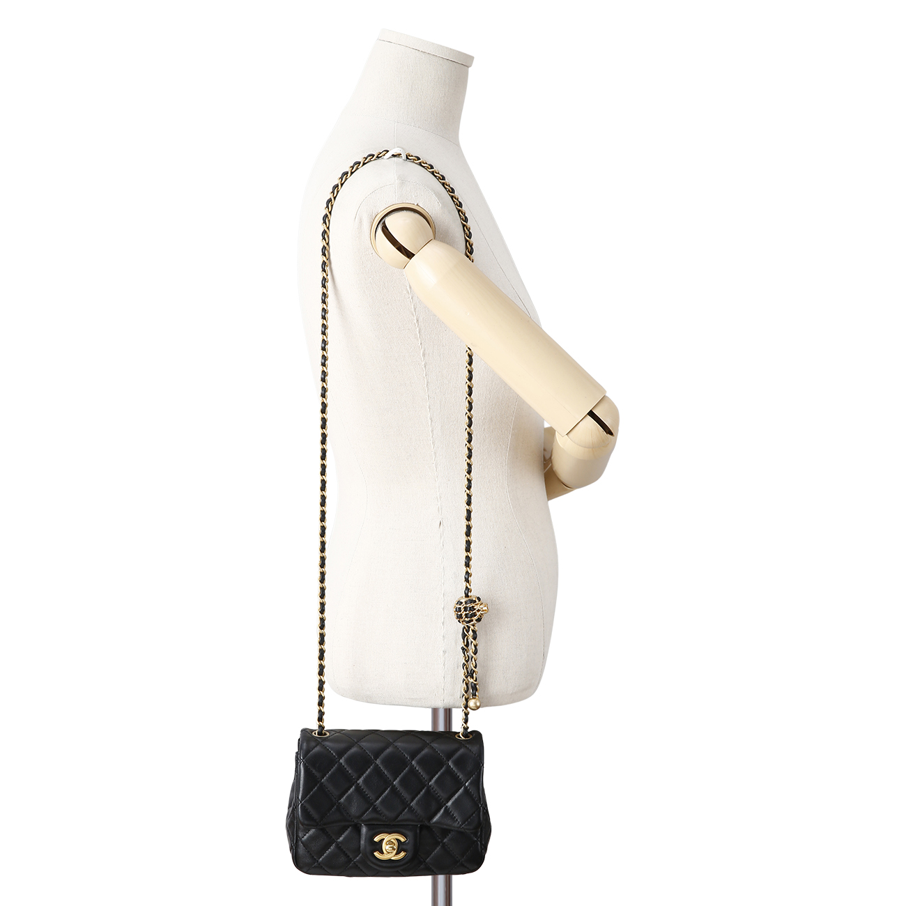 CHANEL(USED)샤넬 램스킨 클래식 쁘띠삭 골든볼