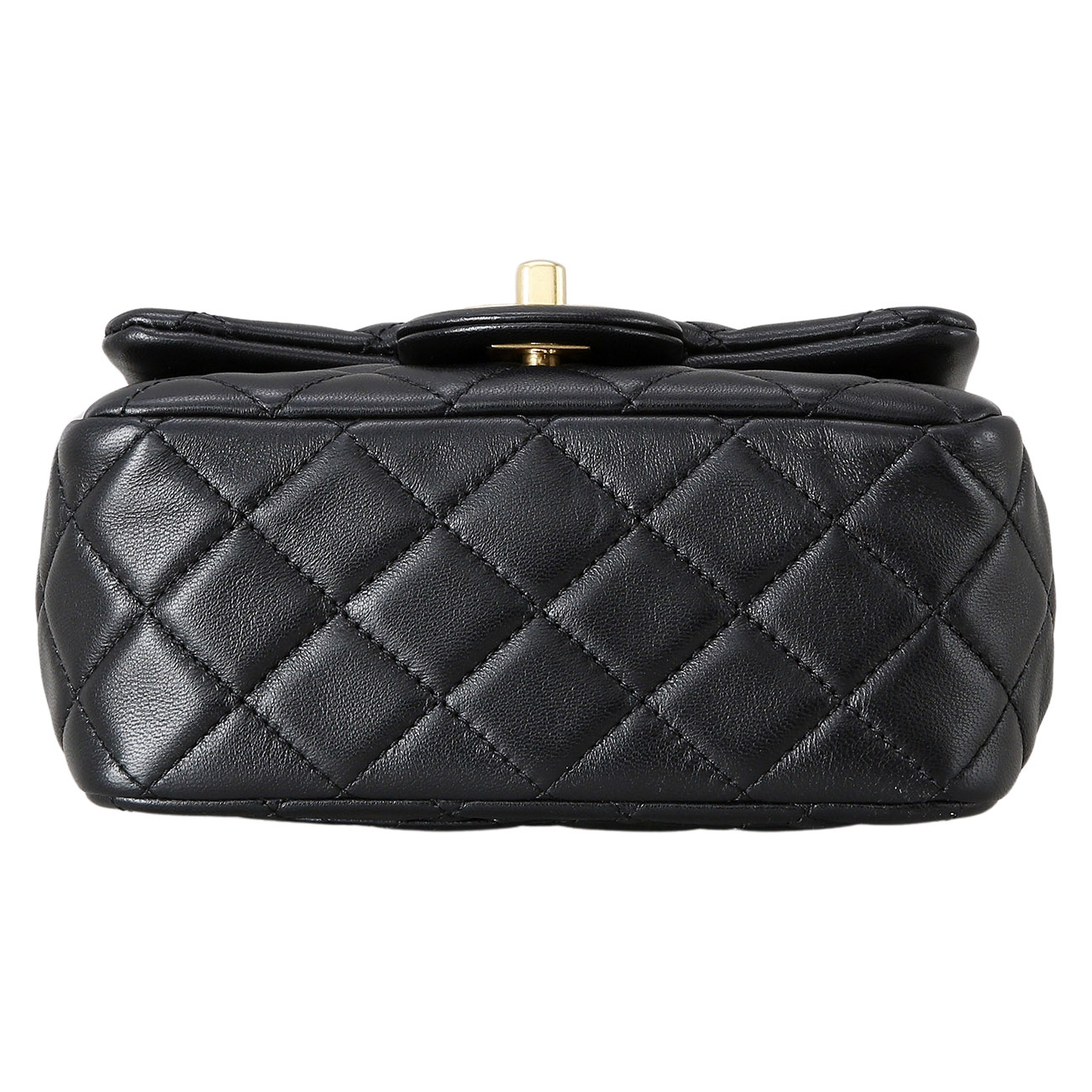 CHANEL(USED)샤넬 램스킨 클래식 쁘띠삭 골든볼