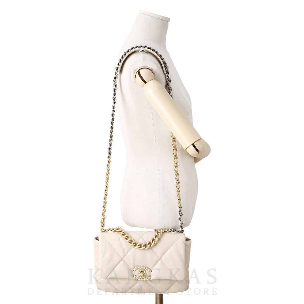 CHANEL(USED)샤넬 19백 미디움 베이지