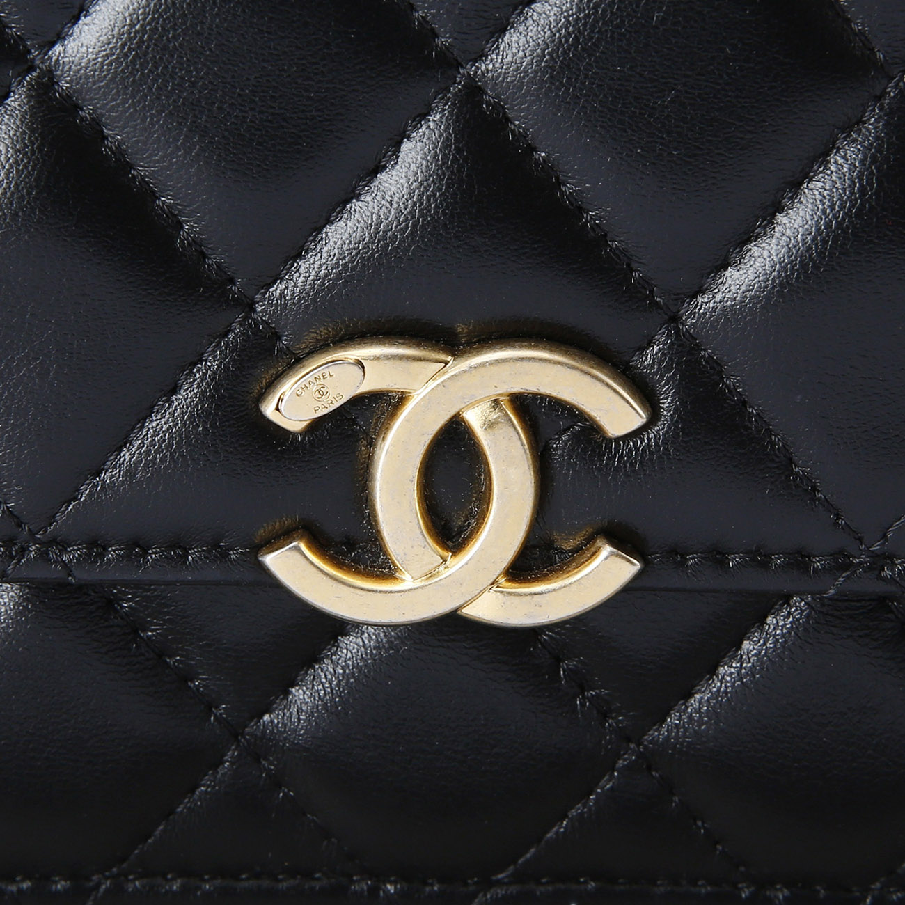 CHANEL(USED)샤넬 AP2733 시즌 체인 포쉐트백