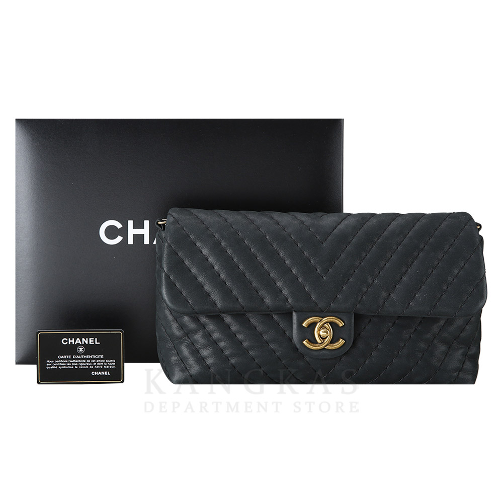 CHANEL(USED)샤넬 시즌 쉐브론 플랩 체인 백