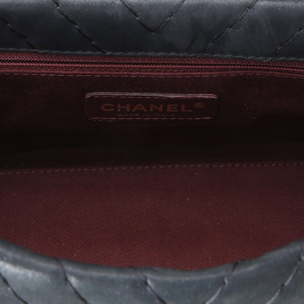 CHANEL(USED)샤넬 시즌 쉐브론 플랩 체인 백