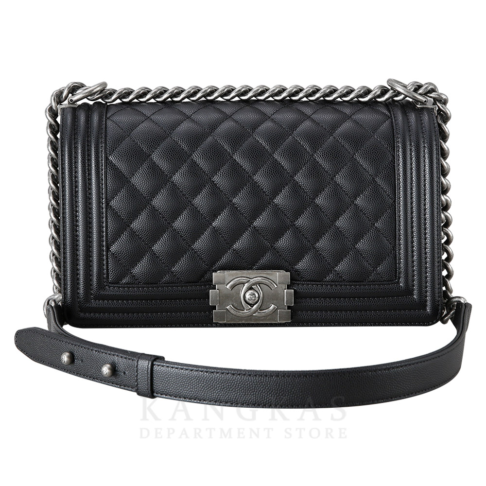 CHANEL(USED)샤넬 보이샤넬 캐비어 미듐 블랙 은장