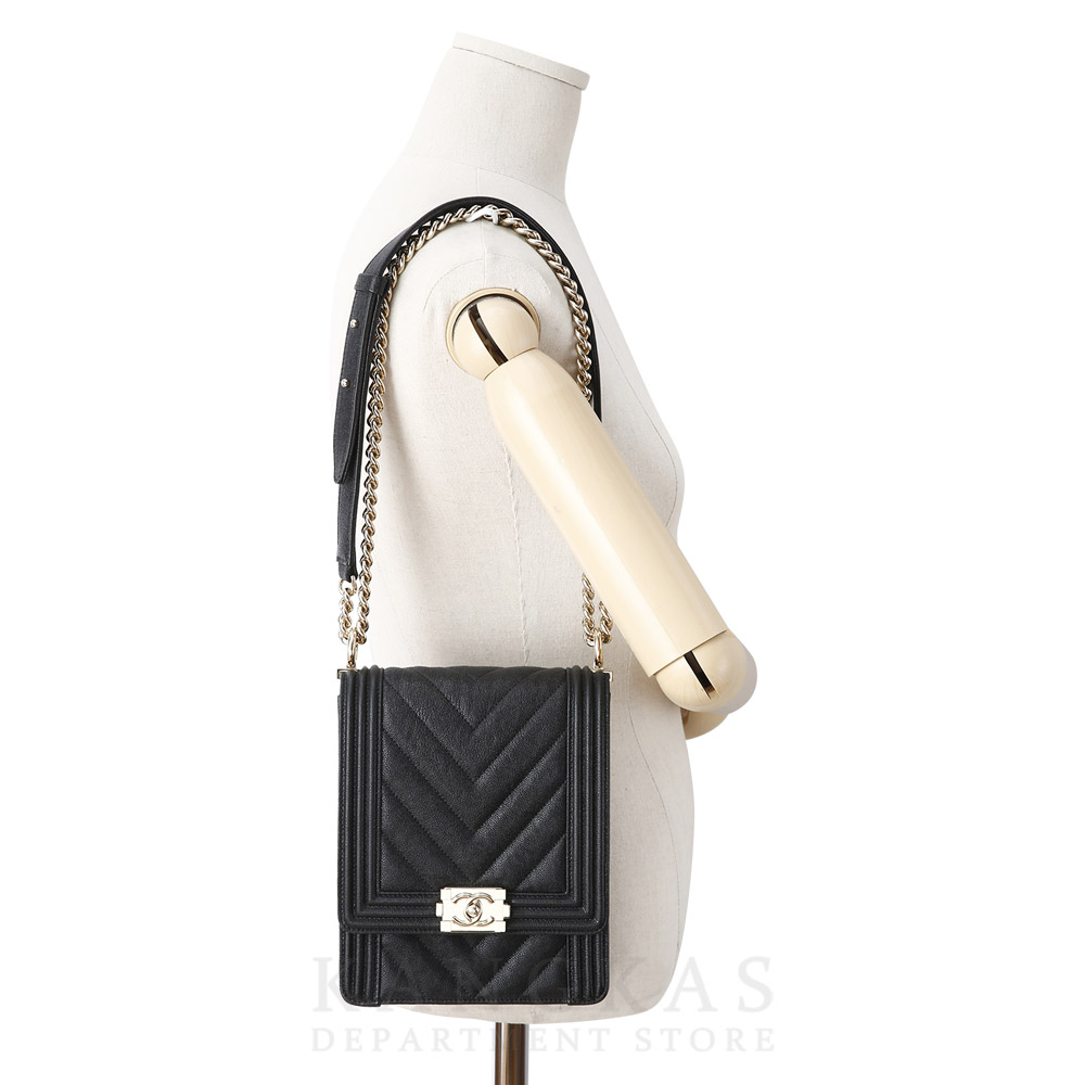 CHANEL(USED)샤넬 보이샤넬 사첼백