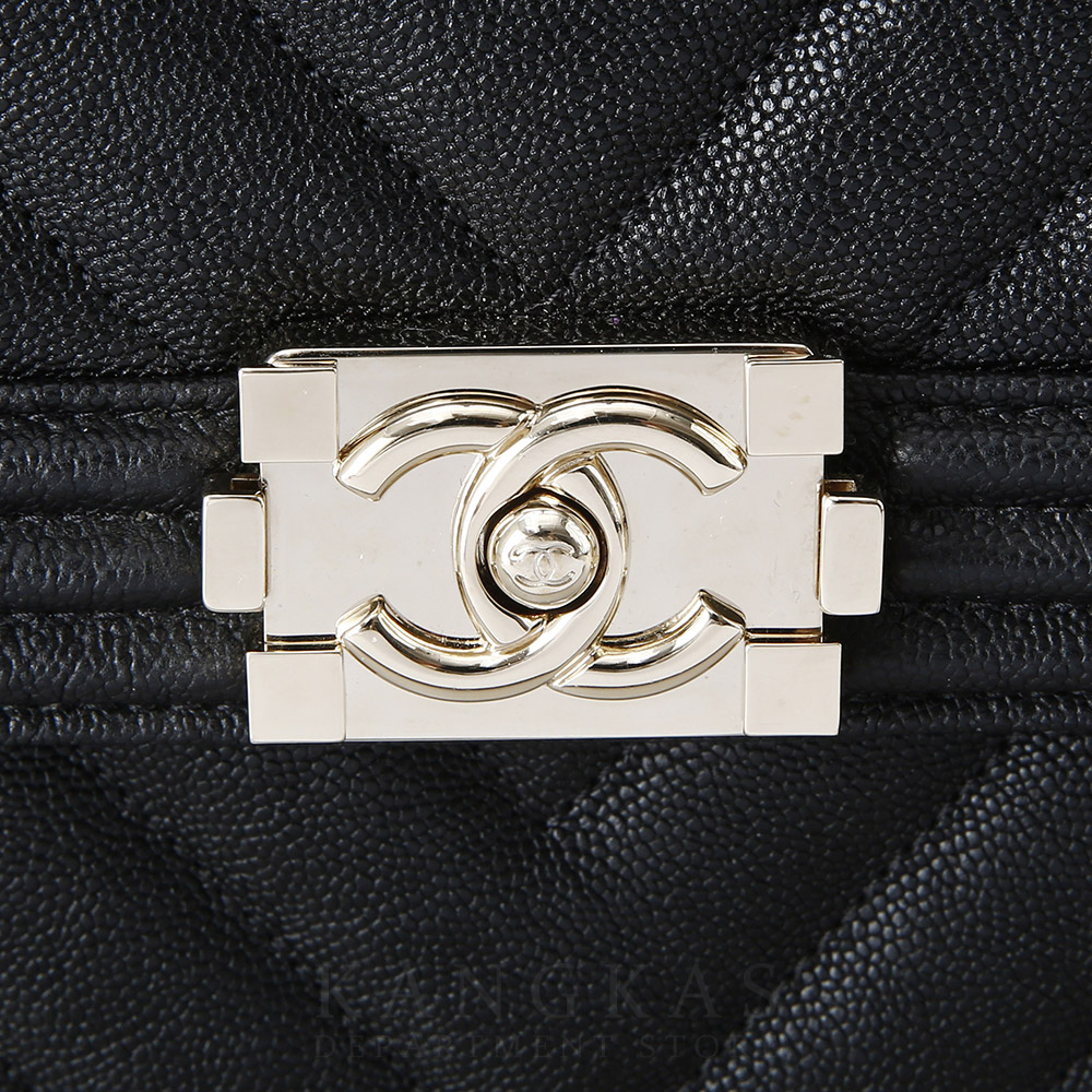CHANEL(USED)샤넬 보이샤넬 사첼백
