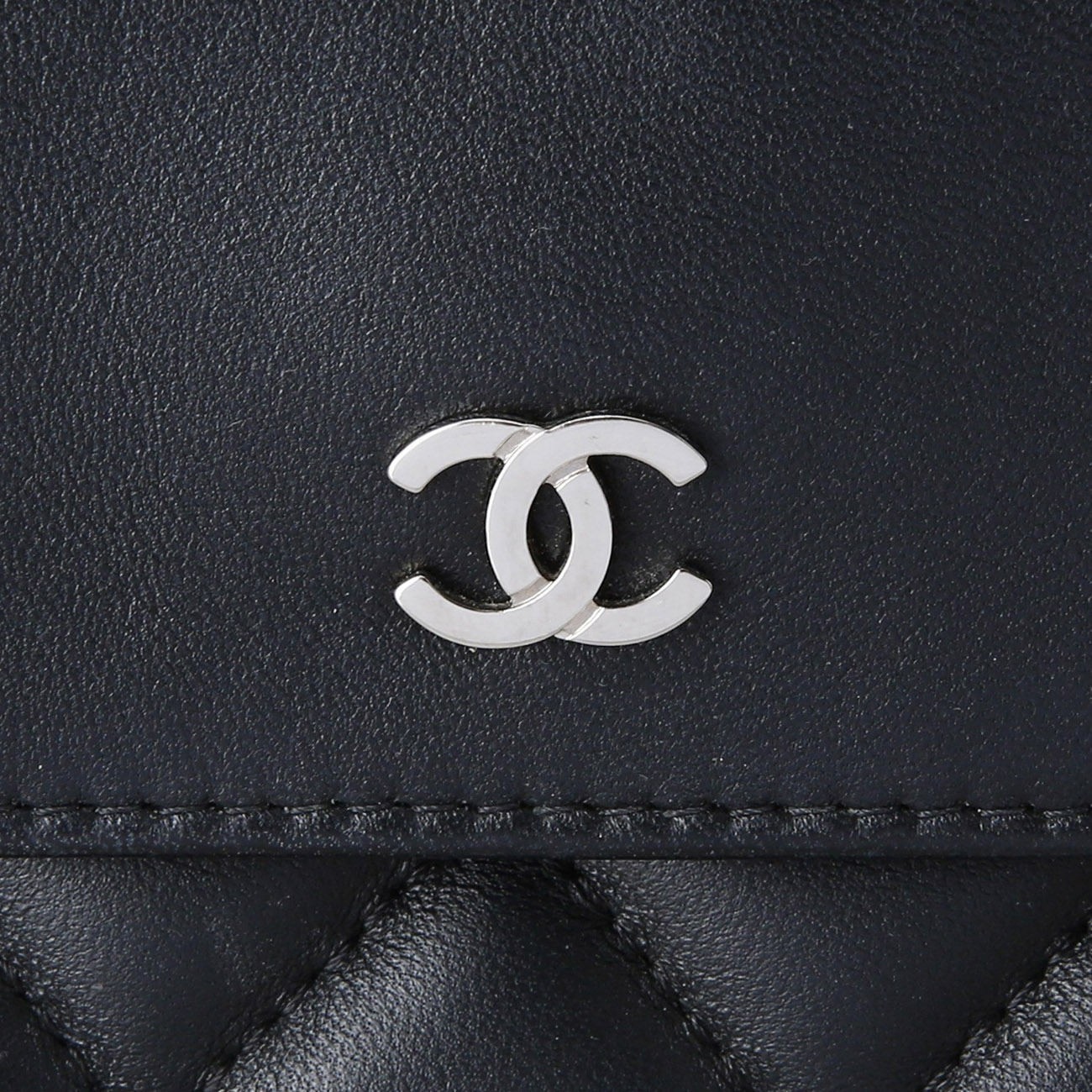 CHANEL(USED)샤넬 램스킨 포켓 플랩 클러치