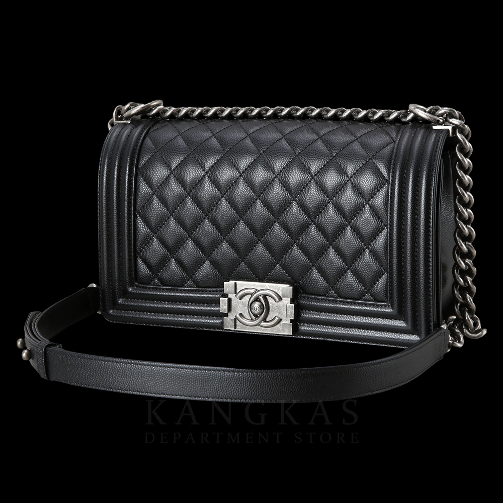 CHANEL(USED)샤넬 캐비어 보이샤넬 미듐 은장