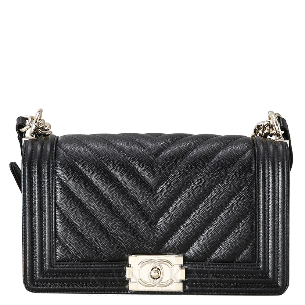 CHANEL(USED)샤넬 캐비어 쉐브론 보이샤넬 미듐