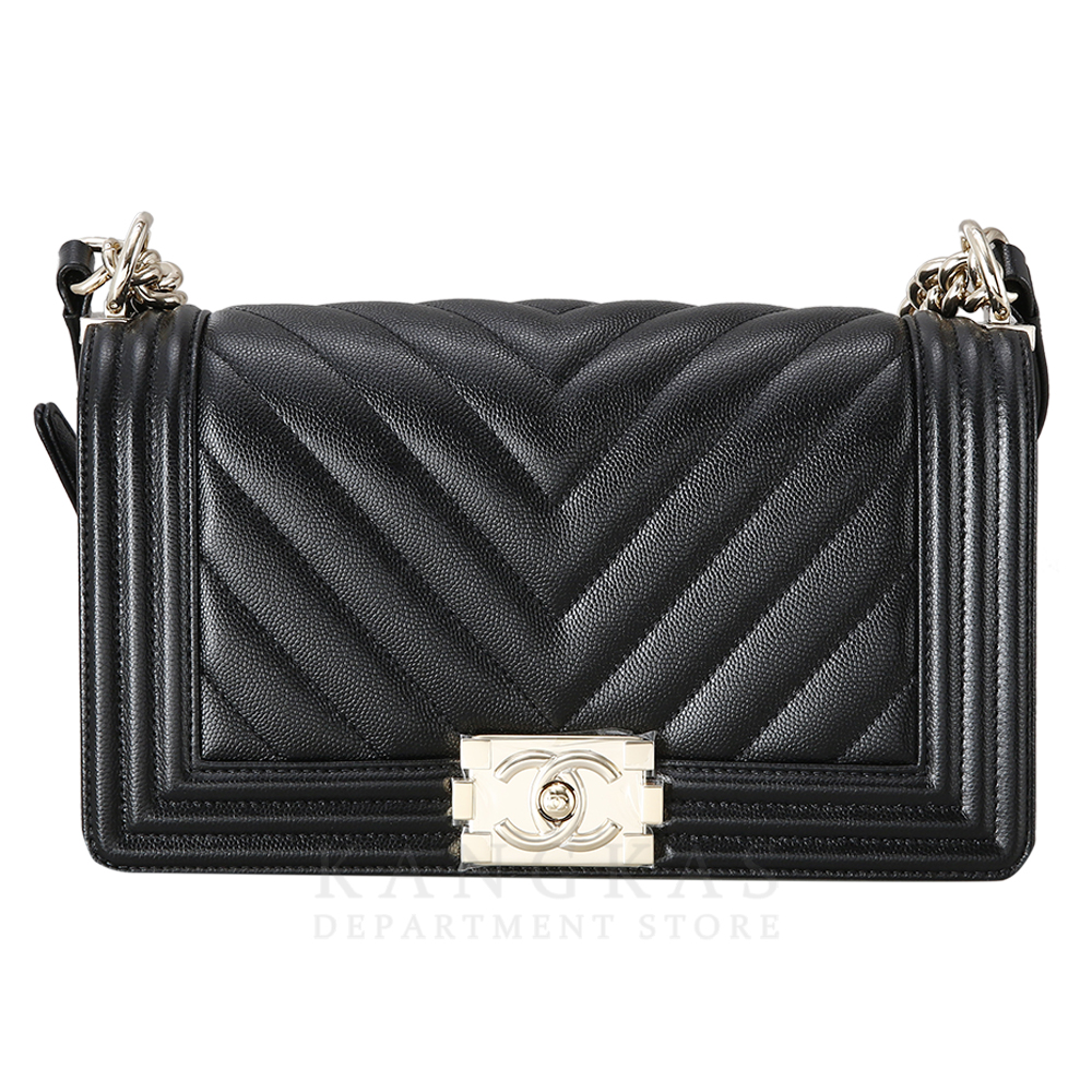 CHANEL(USED)샤넬 캐비어 쉐브론 보이샤넬 미듐