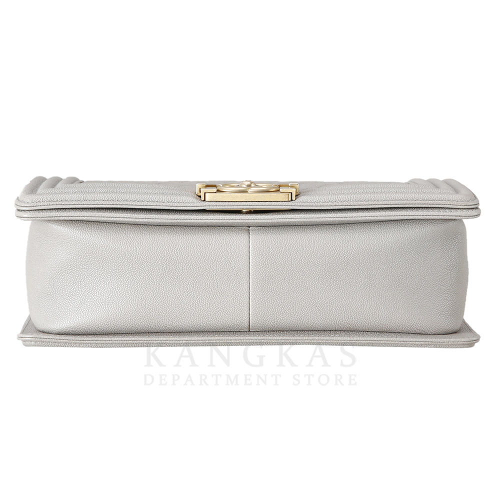 CHANEL(USED)샤넬 캐비어 보이샤넬 미듐