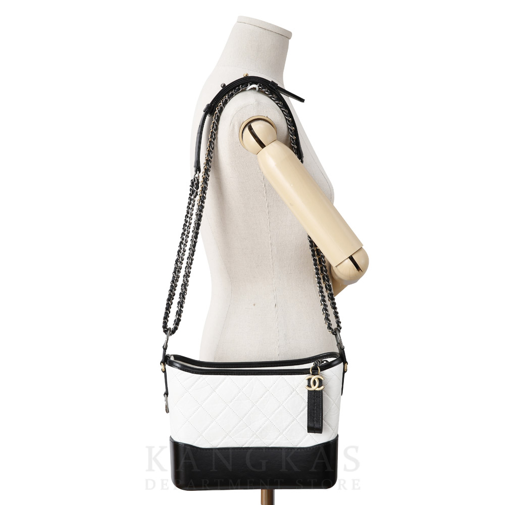 CHANEL(USED)샤넬 가브리엘 호보 뉴미듐 화이트