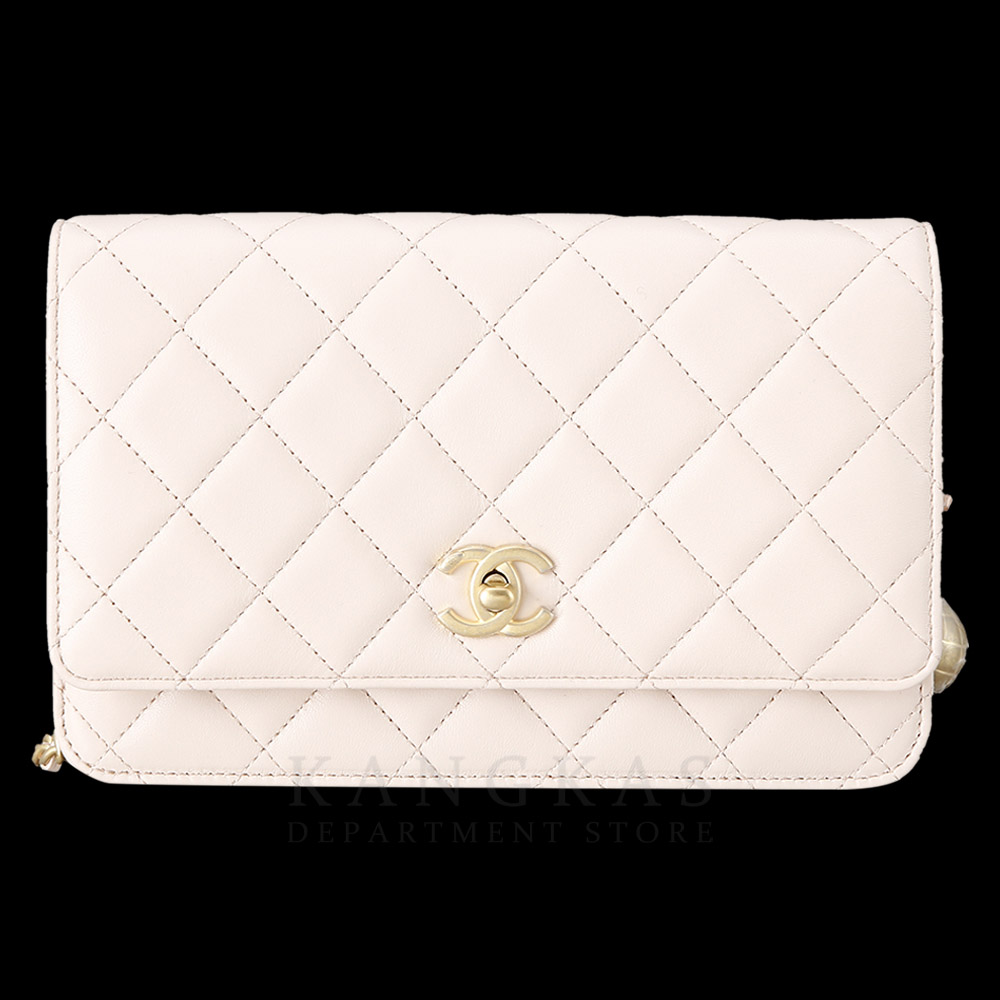 CHANEL(USED)샤넬 클래식 램스킨 골든볼 WOC