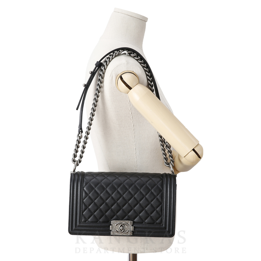CHANEL(USED)샤넬 캐비어 보이샤넬 미듐 @@@@@